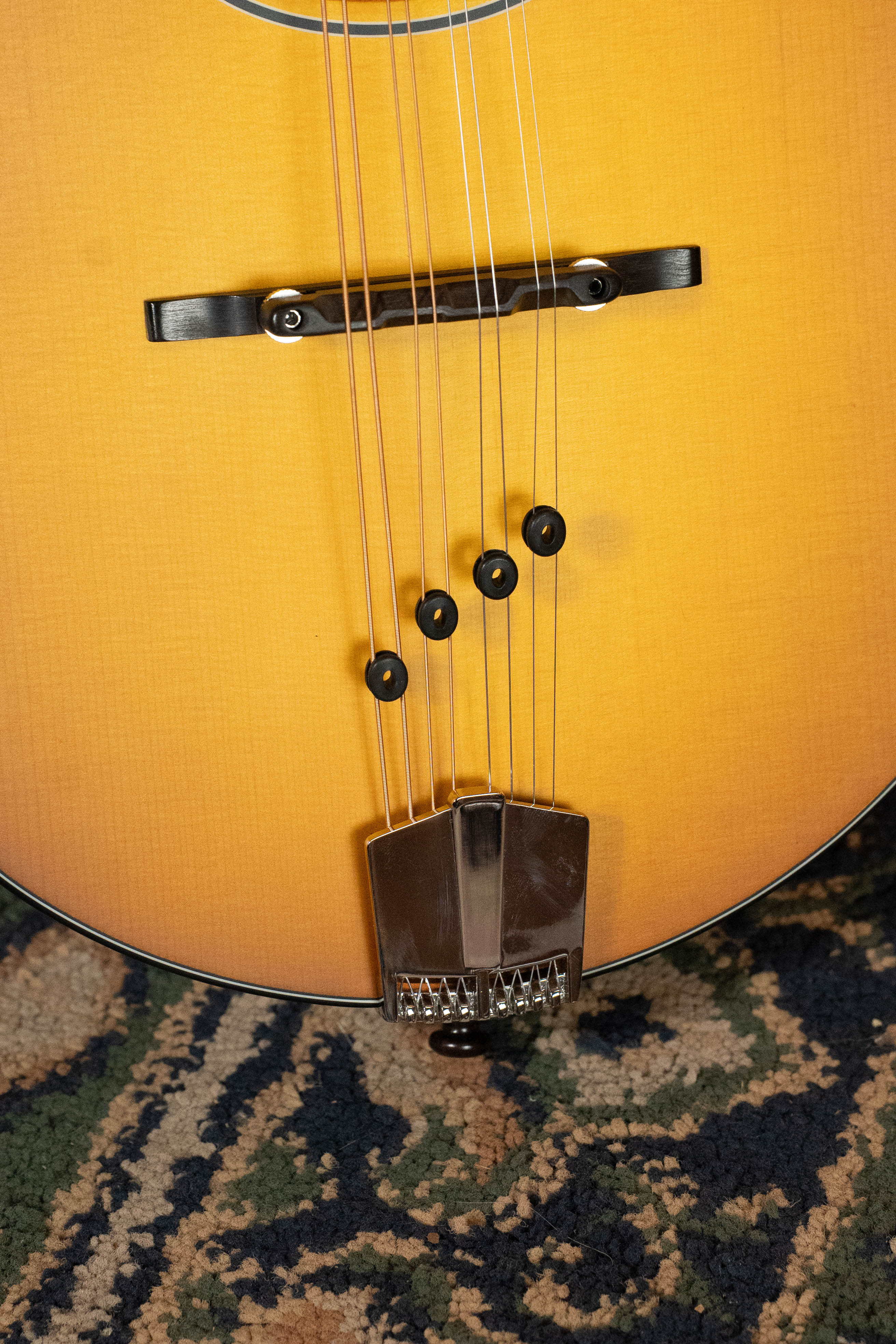 Eastman PCH-M104-GB Solid Spruce/Laminated Mahogany Goldburst Flattop A-Style Mandolin #0053