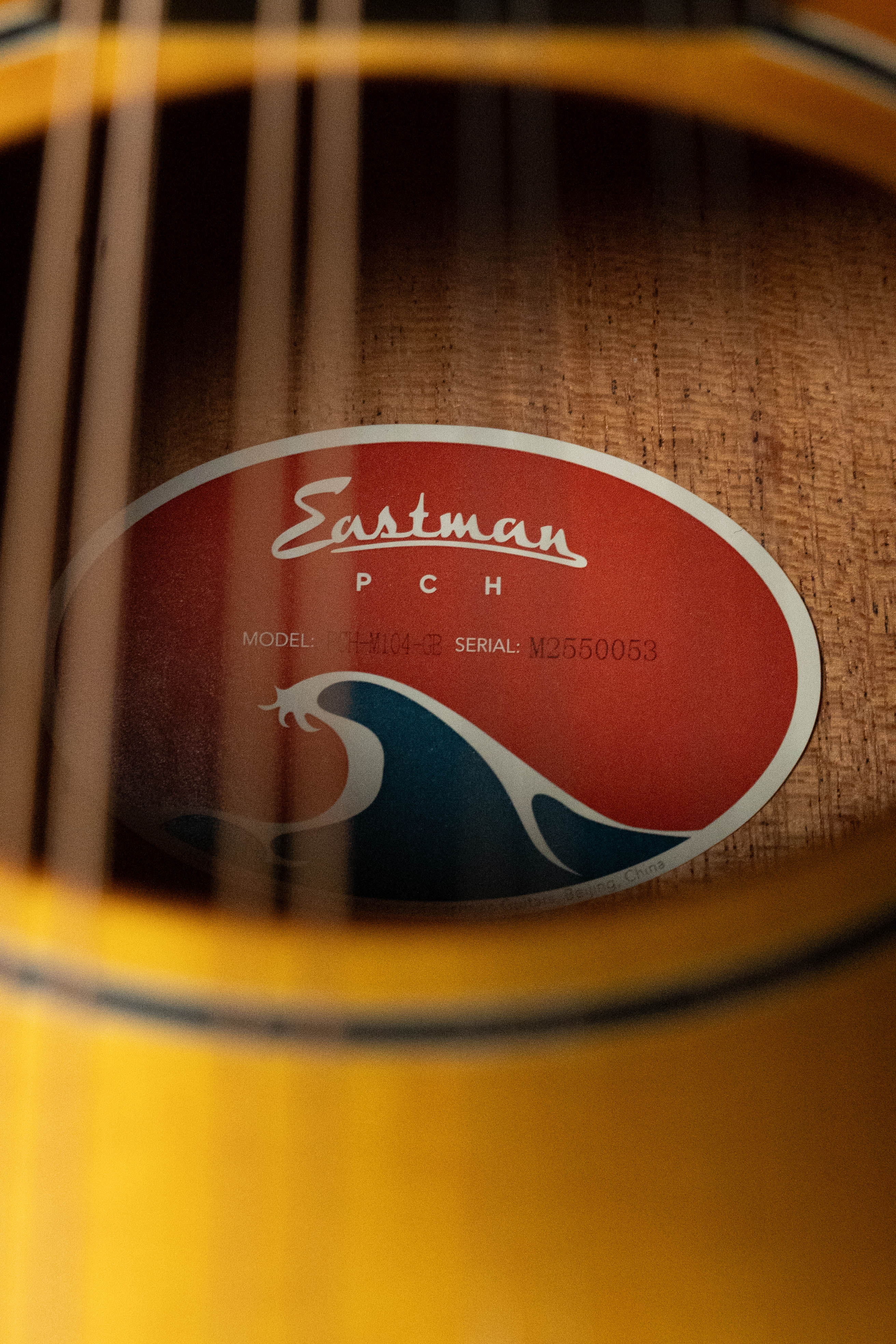 Eastman PCH-M104-GB Solid Spruce/Laminated Mahogany Goldburst Flattop A-Style Mandolin #0053