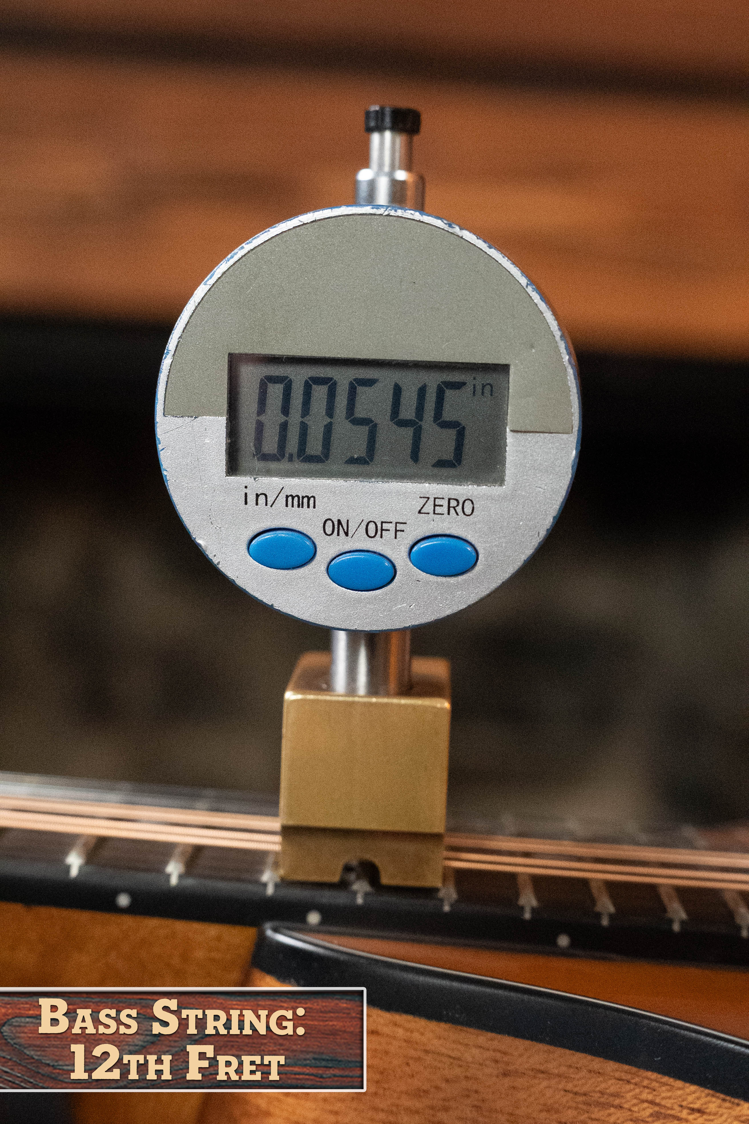 Eastman PCH-M104-GB Solid Spruce/Laminated Mahogany Goldburst Flattop A-Style Mandolin #0054