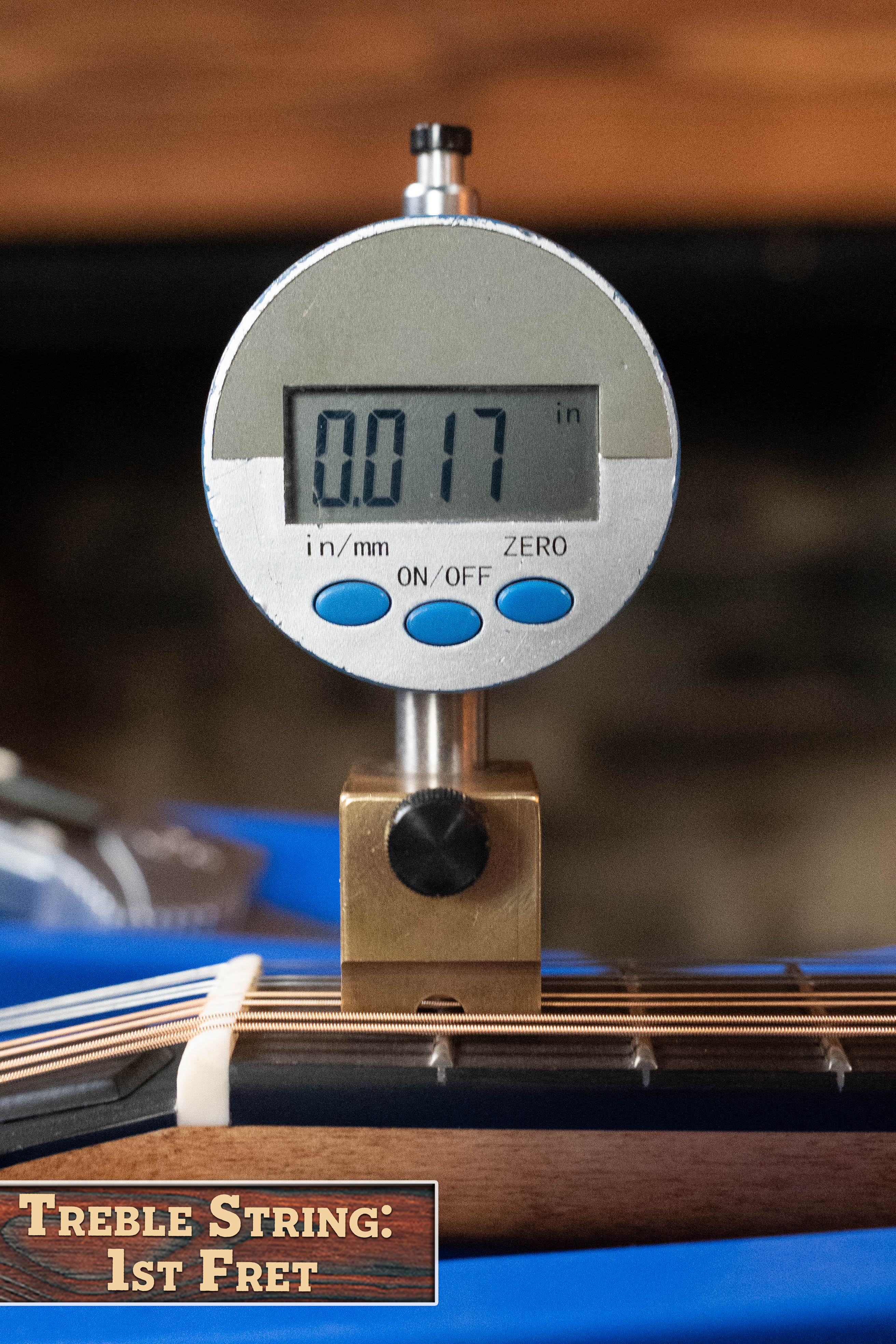 Eastman PCH-M104-GB Solid Spruce/Laminated Mahogany Goldburst Flattop A-Style Mandolin #0054