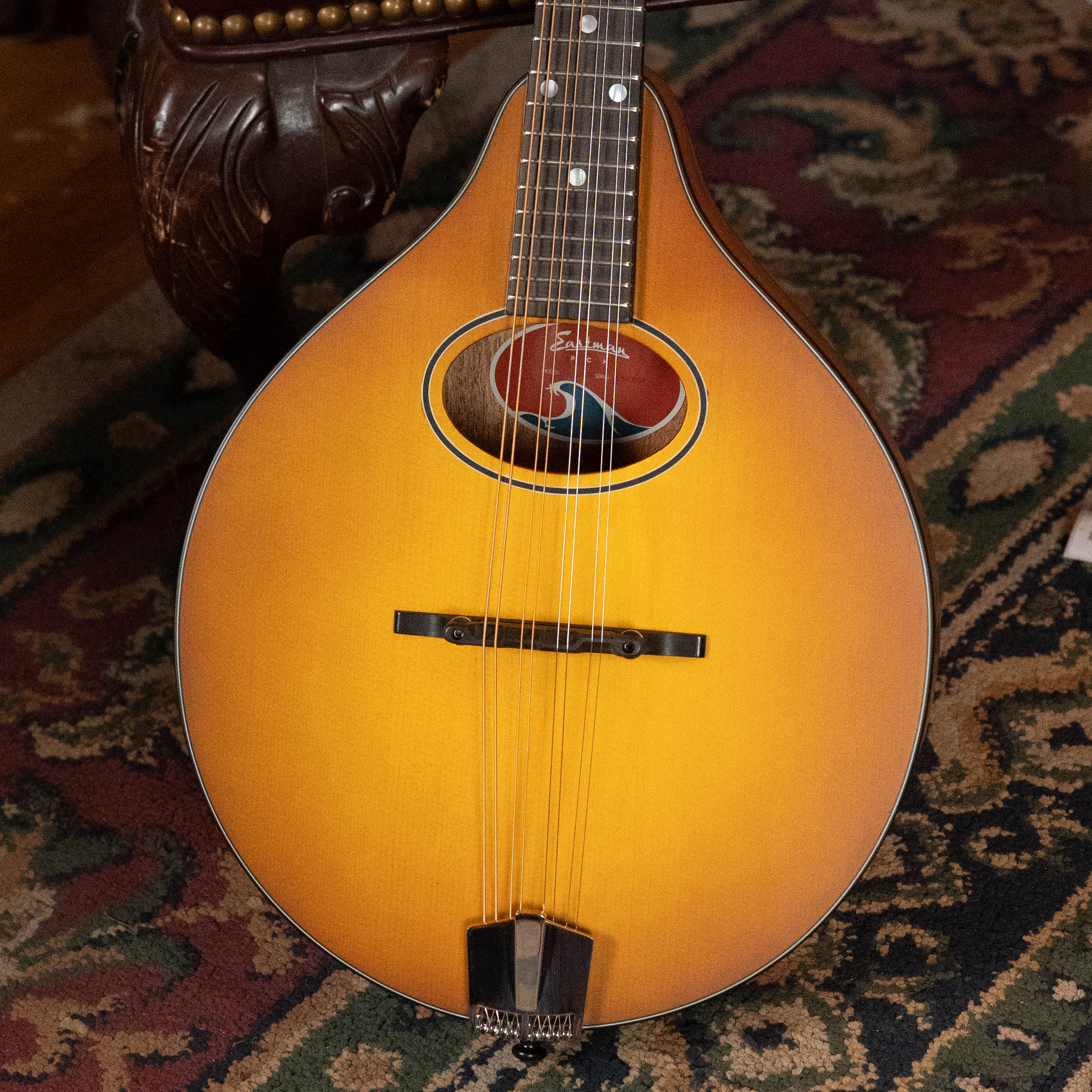 Eastman PCH-M104-GB Solid Spruce/Laminated Mahogany Goldburst Flattop A-Style Mandolin #0056