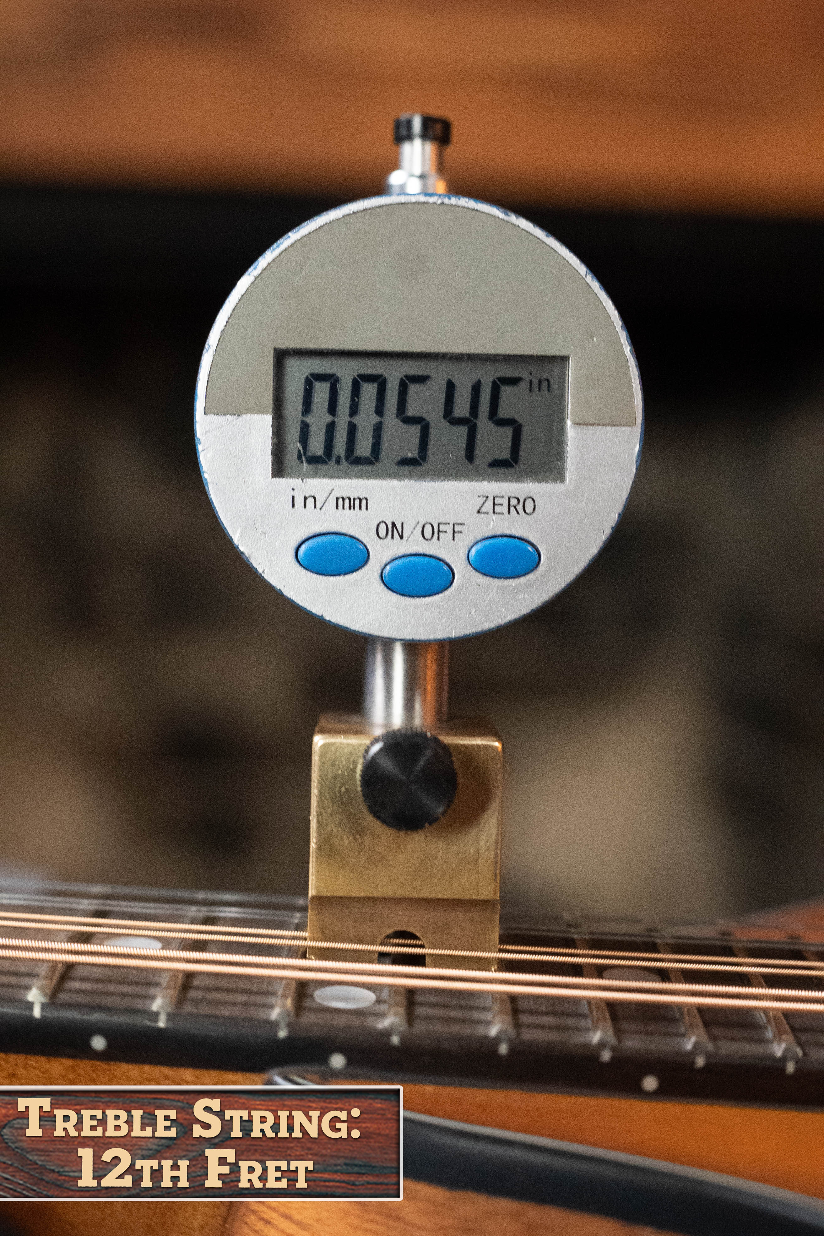 Eastman PCH-M104-GB Solid Spruce/Laminated Mahogany Goldburst Flattop A-Style Mandolin #0063