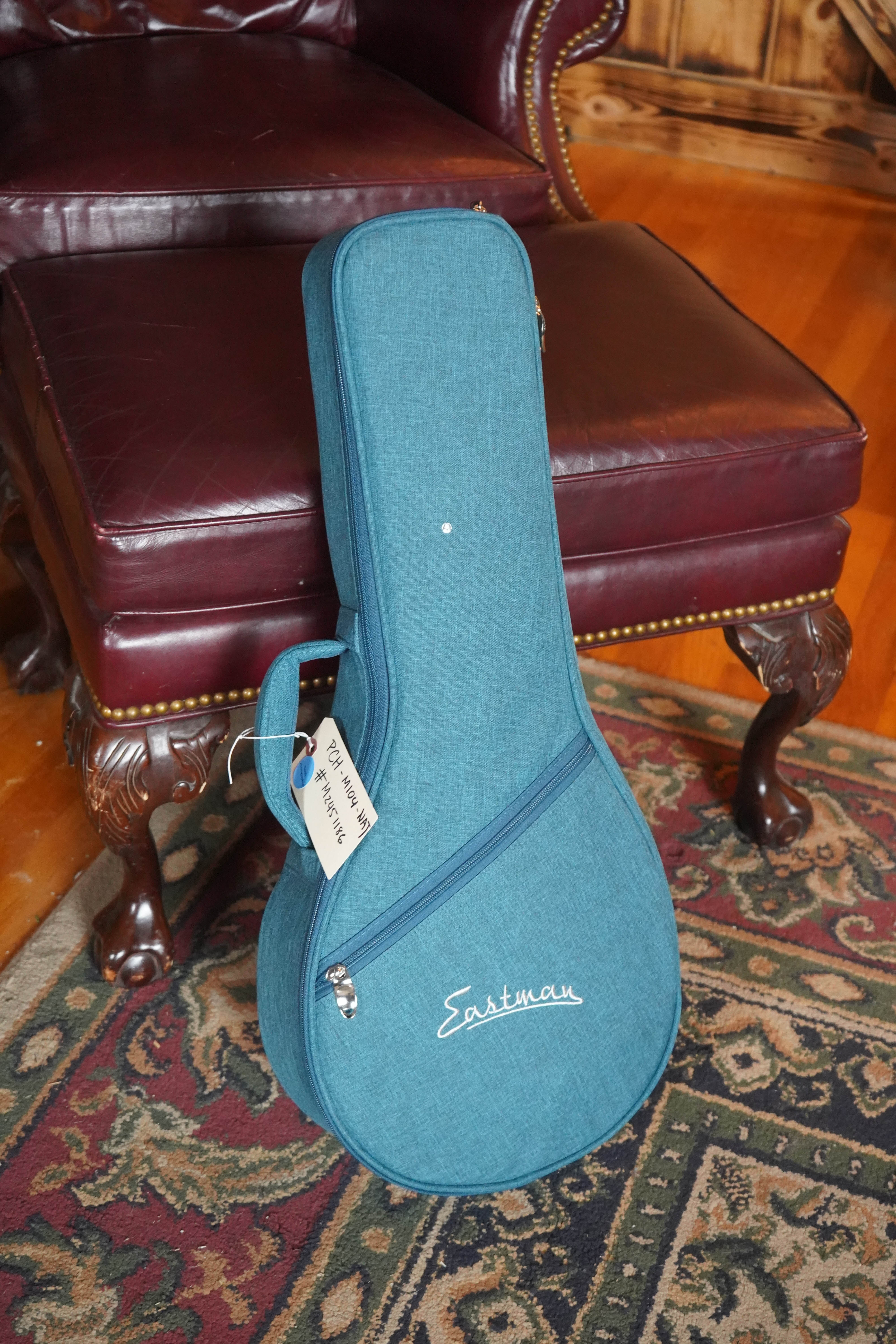 Eastman PCH-M104-NAT Solid Spruce/Laminated Mahogany Natural Flattop A-Style Mandolin #1187