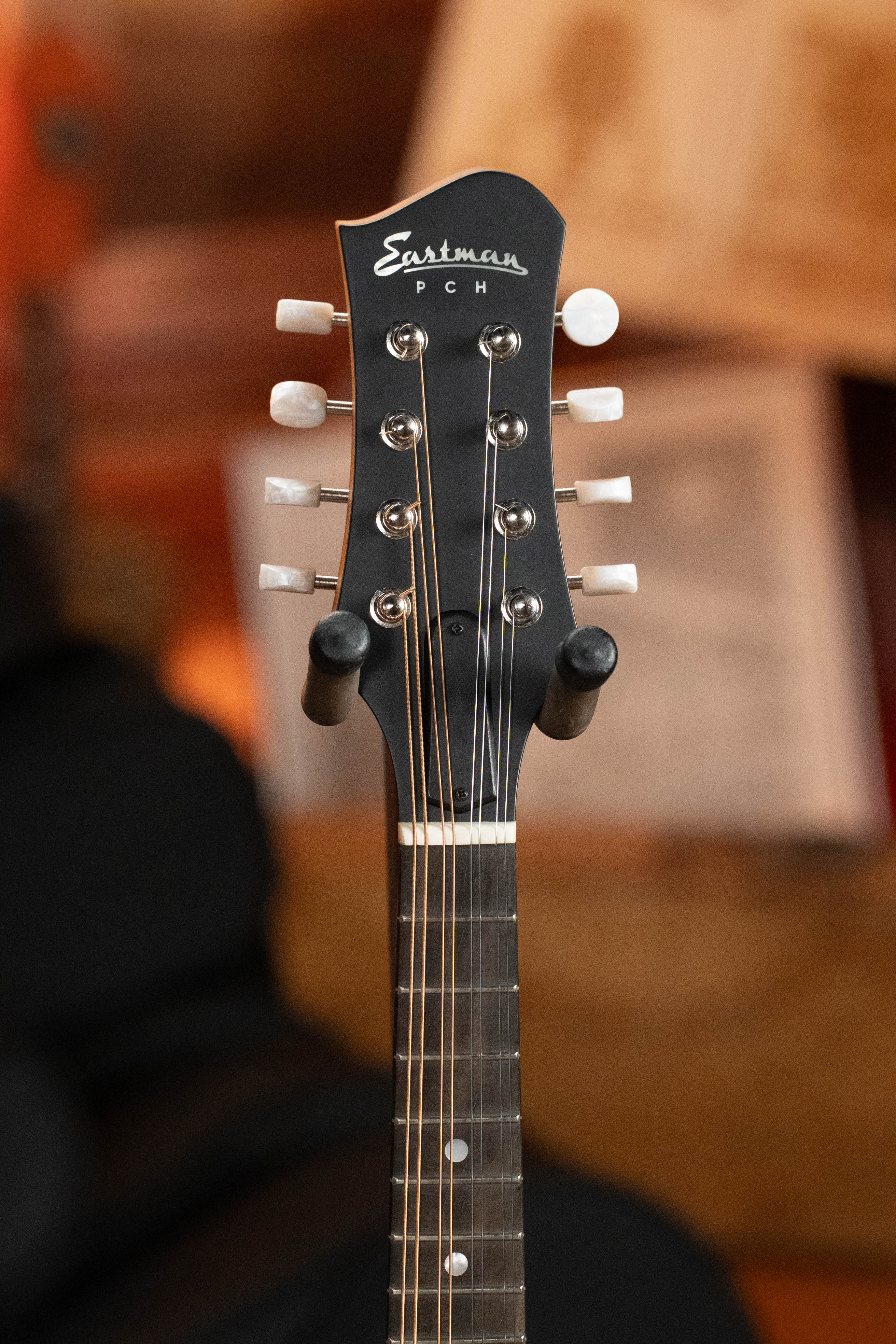 Eastman PCH-M104-NAT Solid Spruce/Laminated Mahogany Natural Flattop A-Style Mandolin #1236