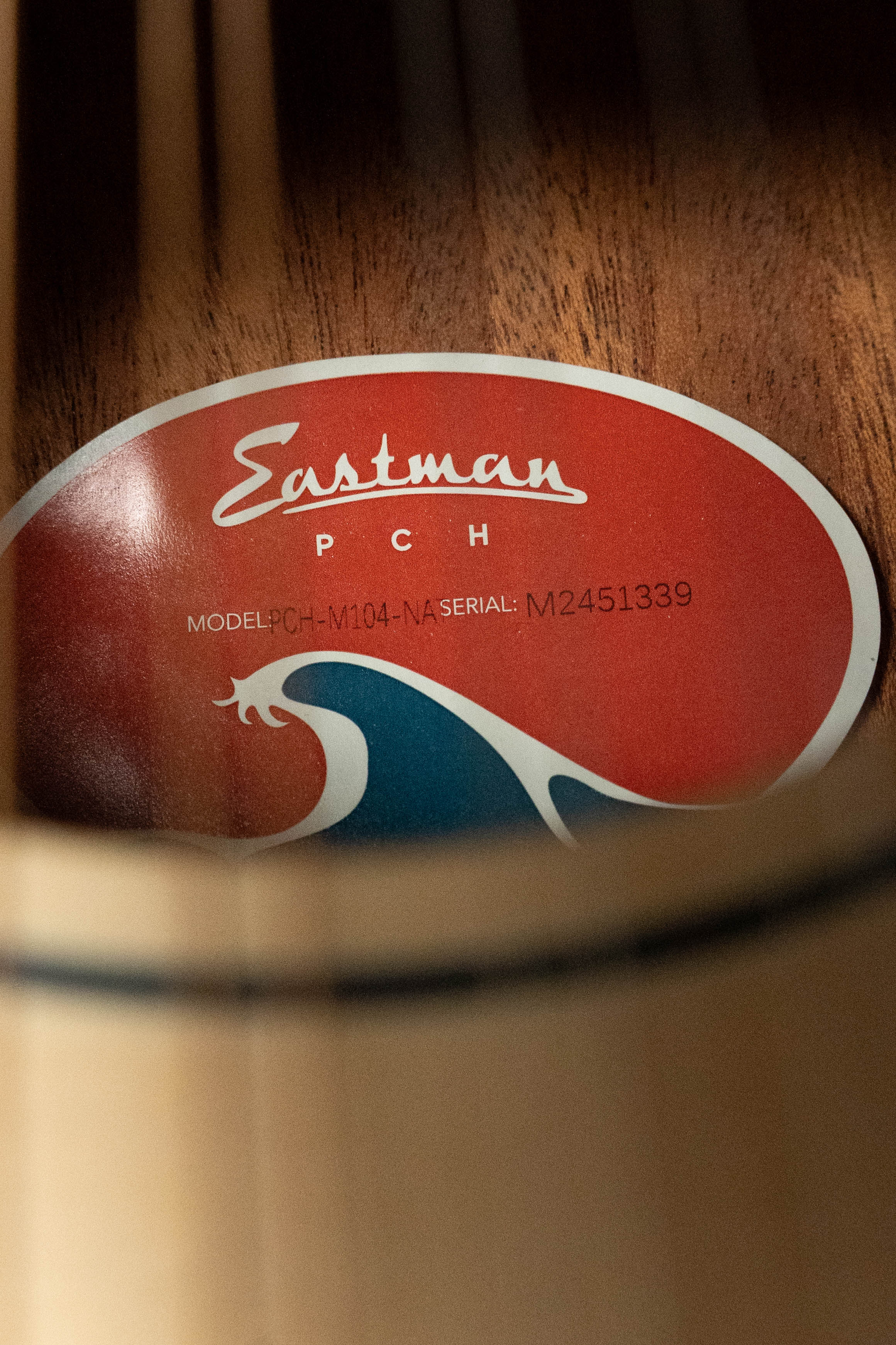 Eastman PCH-M104-NAT Solid Spruce/Laminated Mahogany Natural Flattop A-Style Mandolin #1339