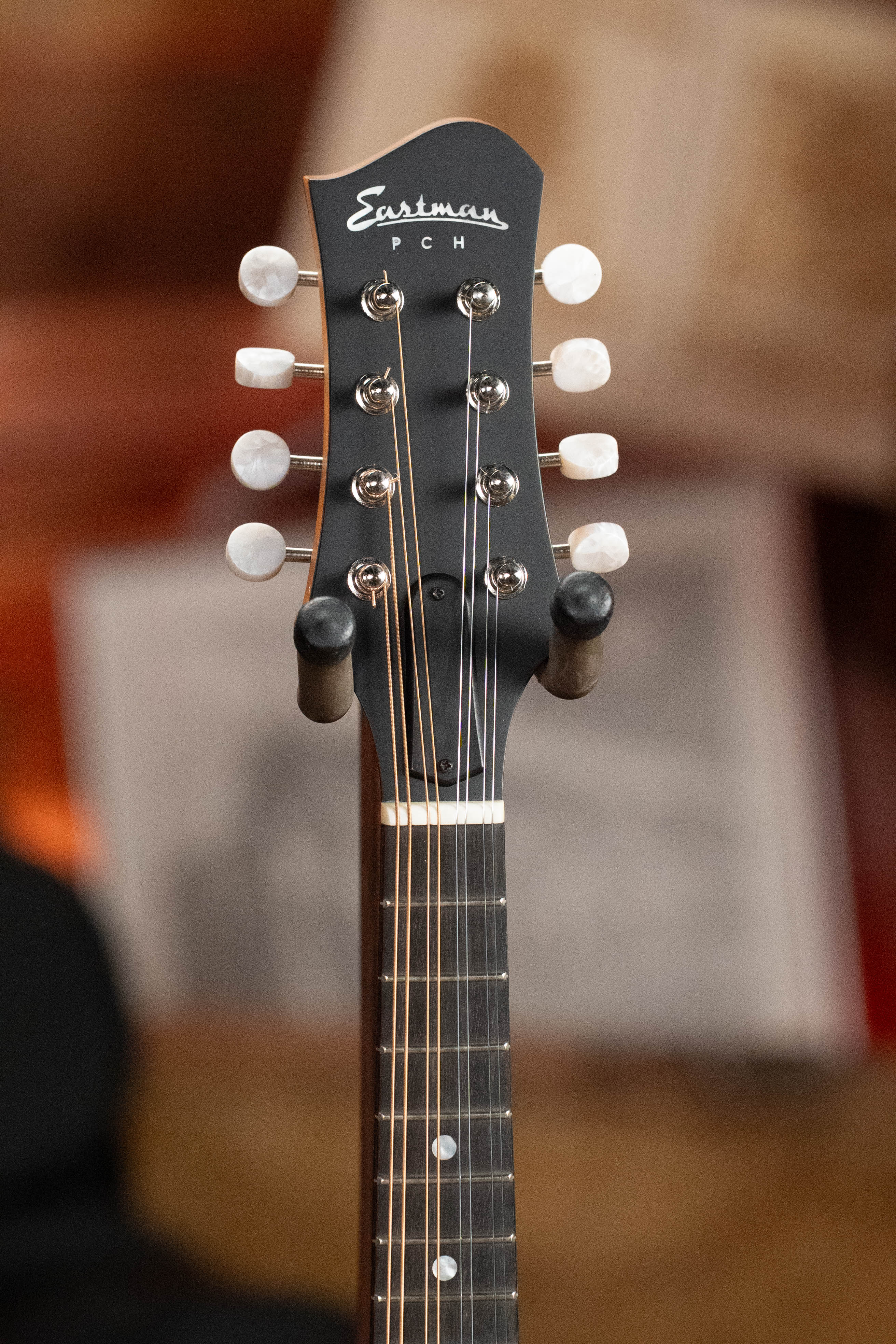 Eastman PCH-M104-NAT Solid Spruce/Laminated Mahogany Natural Flattop A-Style Mandolin #1461