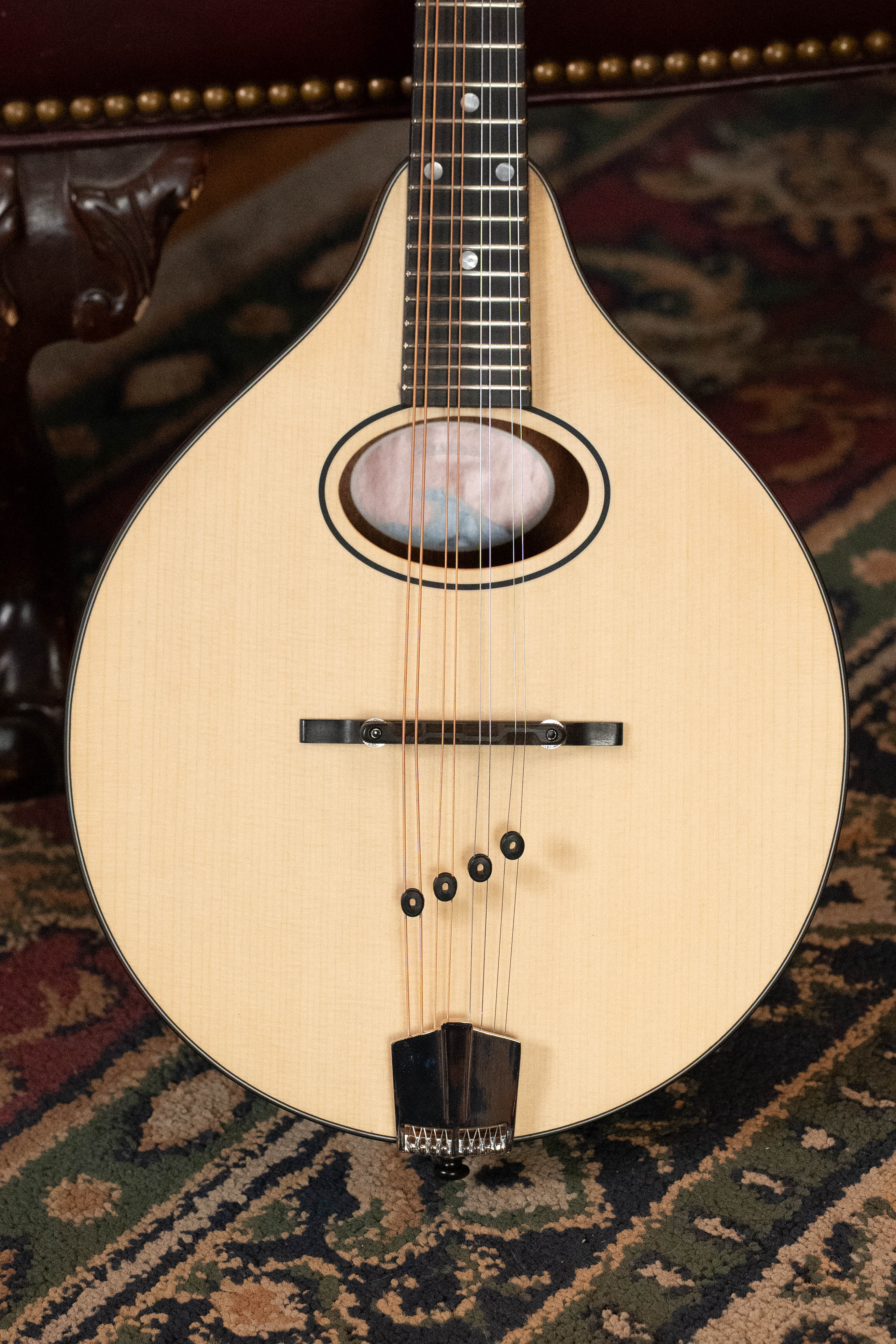 Eastman PCH-M104-NAT Solid Spruce/Laminated Mahogany Natural Flattop A-Style Mandolin #1891