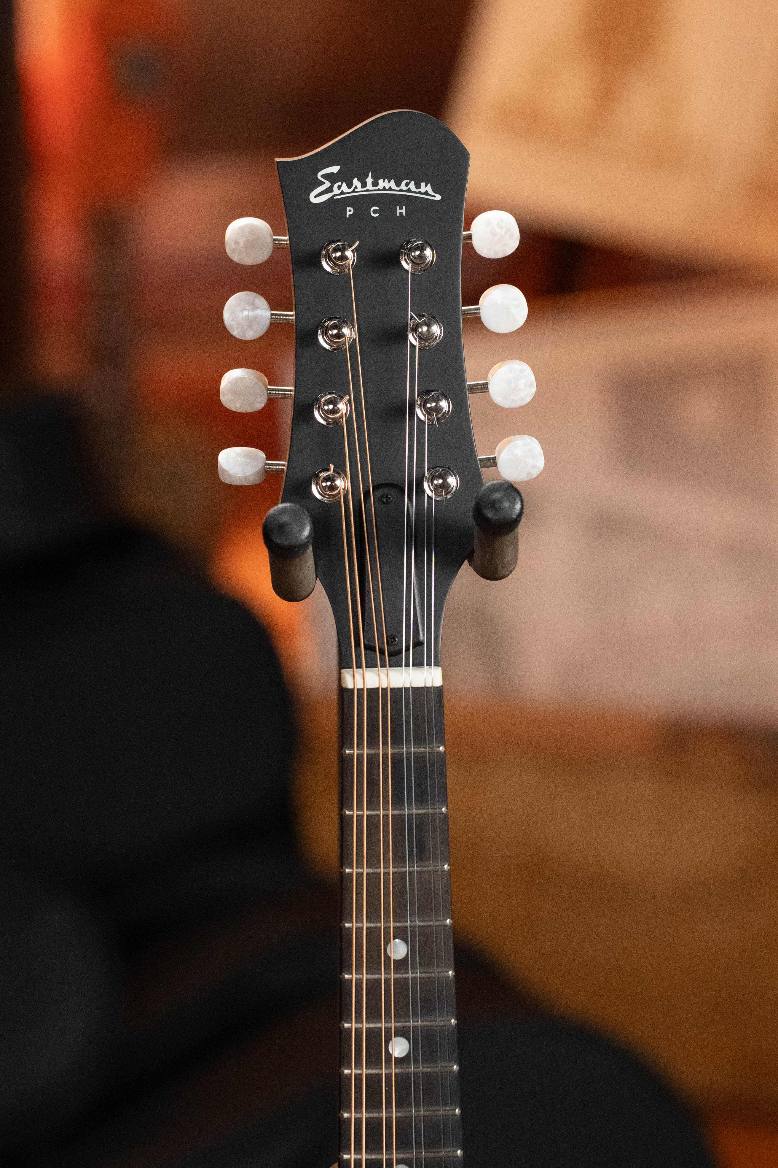 Eastman PCH-M104-NAT Solid Spruce/Laminated Mahogany Natural Flattop A-Style Mandolin #1891