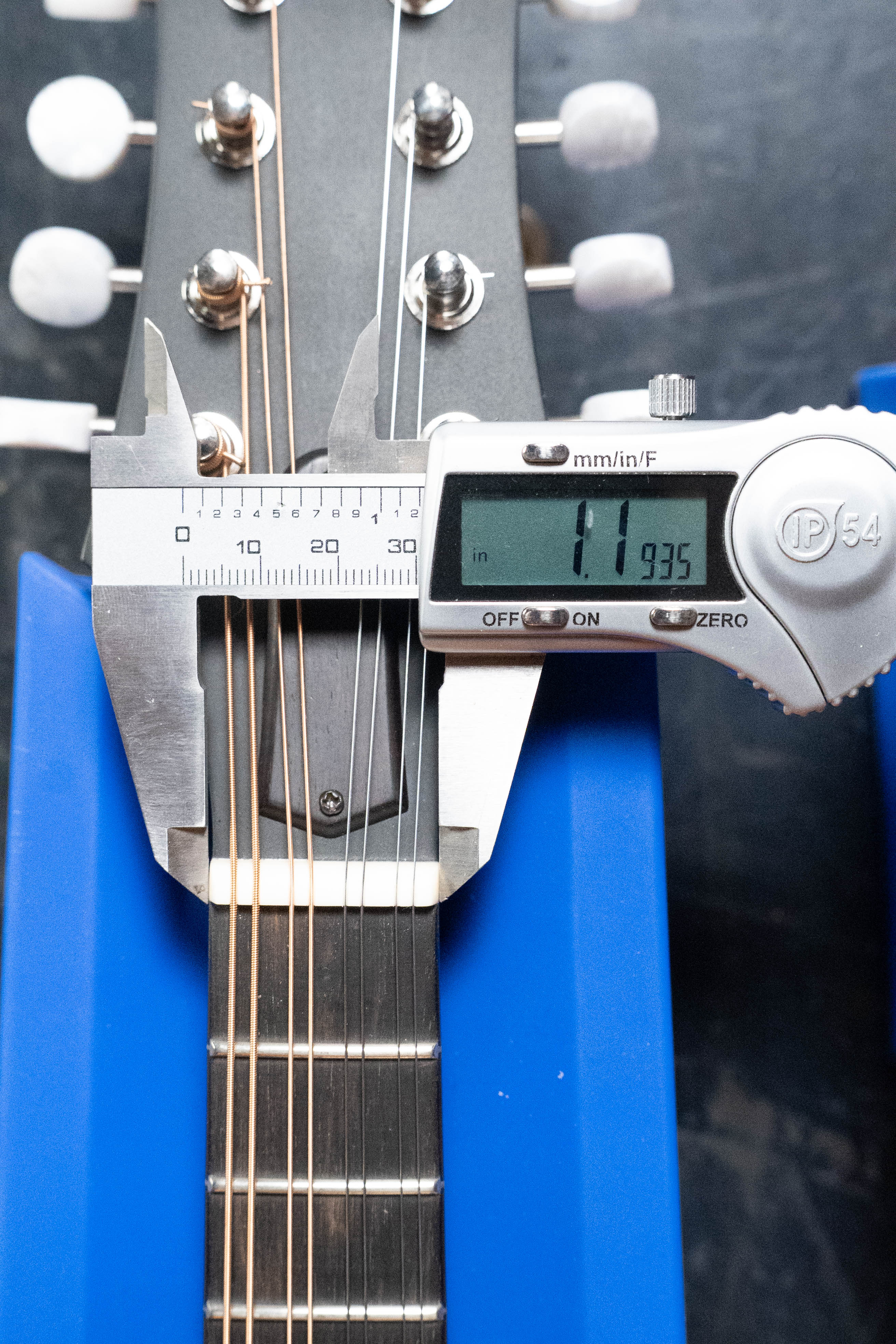 Eastman PCH-M104 Solid Spruce/Laminated Mahogany Flattop A-Style Mandolin #0929