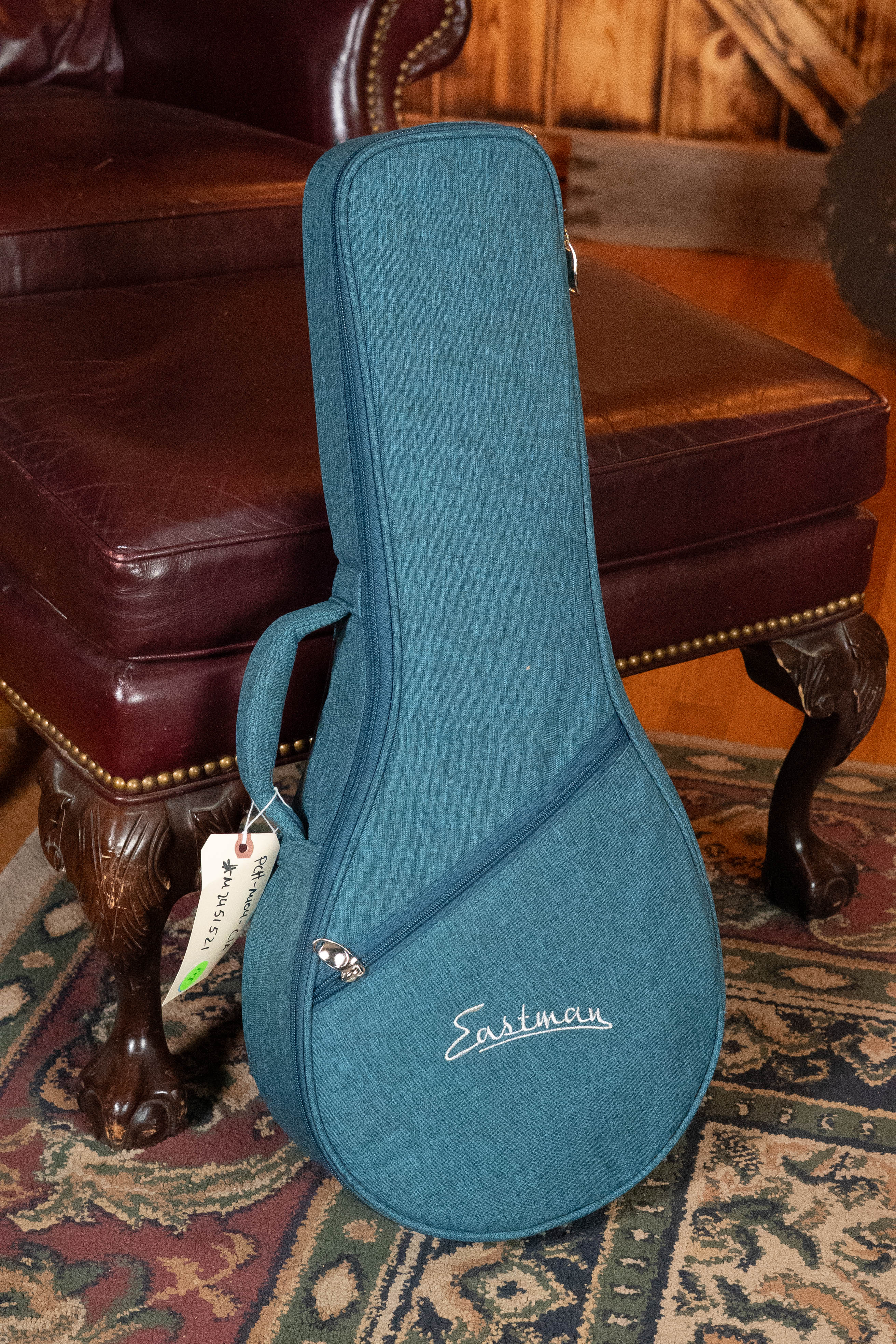 Eastman PCH-M104 Solid Spruce/Laminated Mahogany Flattop A-Style Mandolin #1521