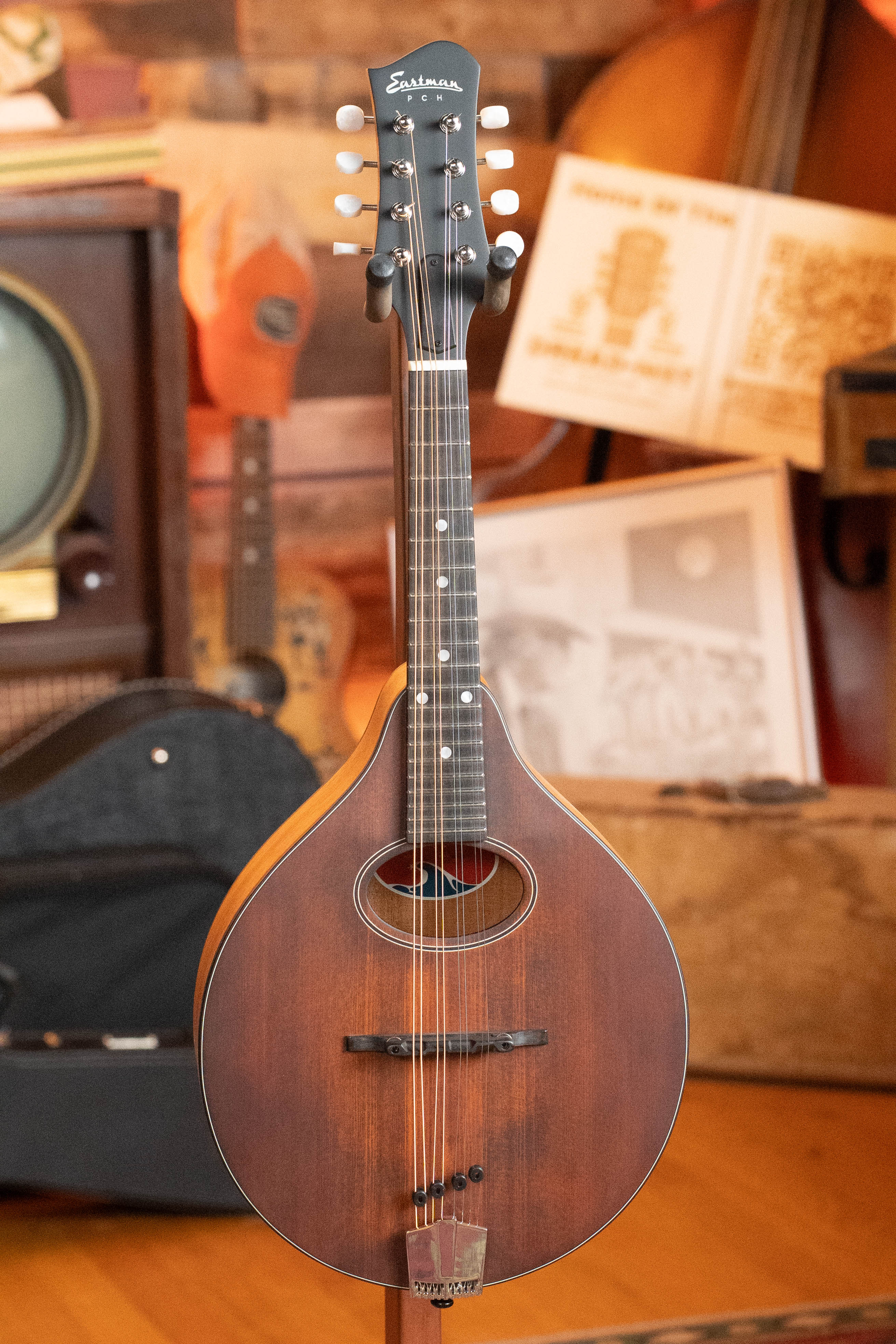 Eastman PCH-M104 Solid Spruce/Laminated Mahogany Flattop A-Style Mandolin #1750