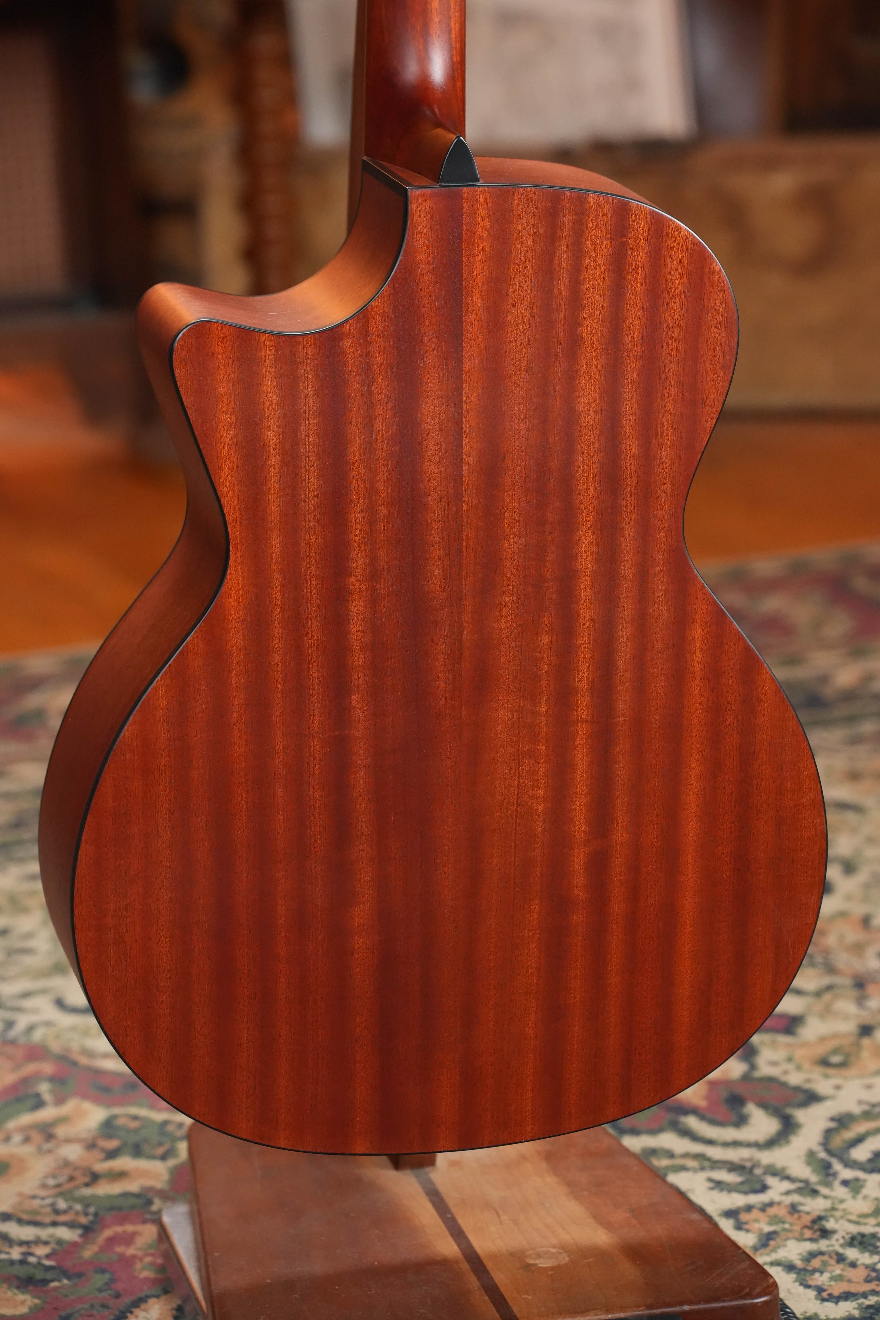 Eastman PCH1-GACE-CLA Cutaway Grand Auditorium Classic Finish Guitar w/Electronics #4776