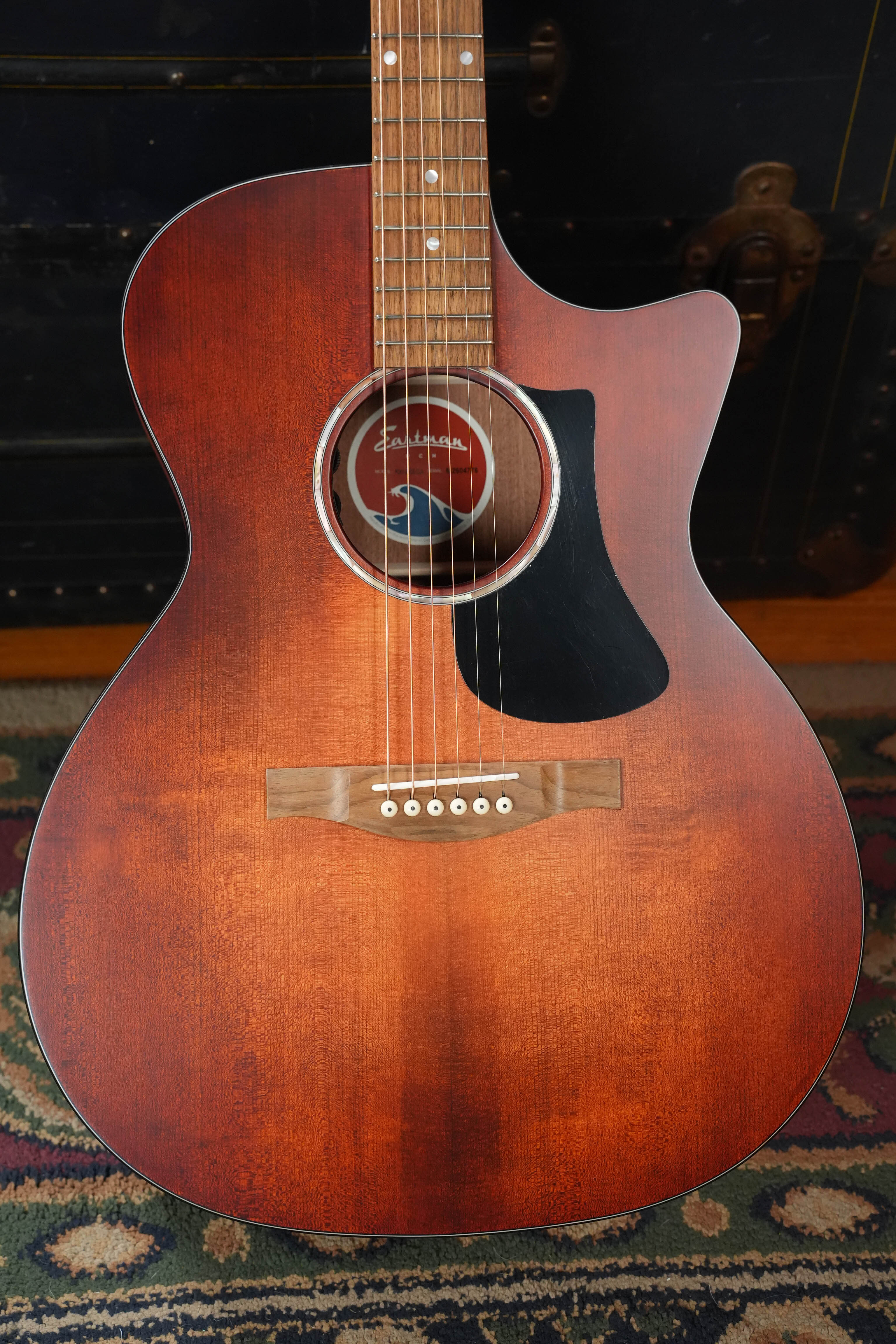 Eastman PCH1-GACE-CLA Cutaway Grand Auditorium Classic Finish Guitar w