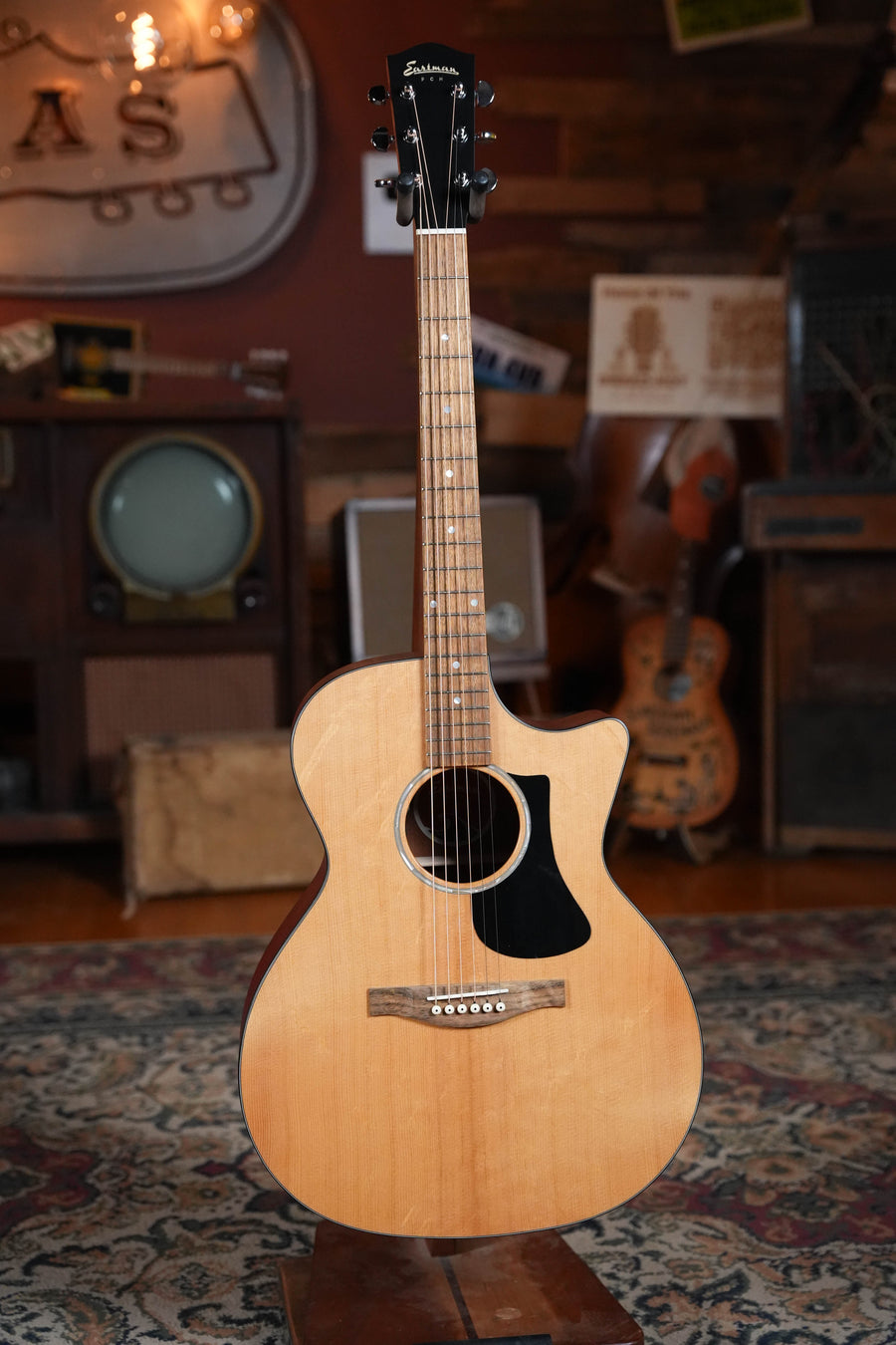 Eastman PCH1-GACE Cutaway Grand Auditorium Guitar w/Electronics #1610