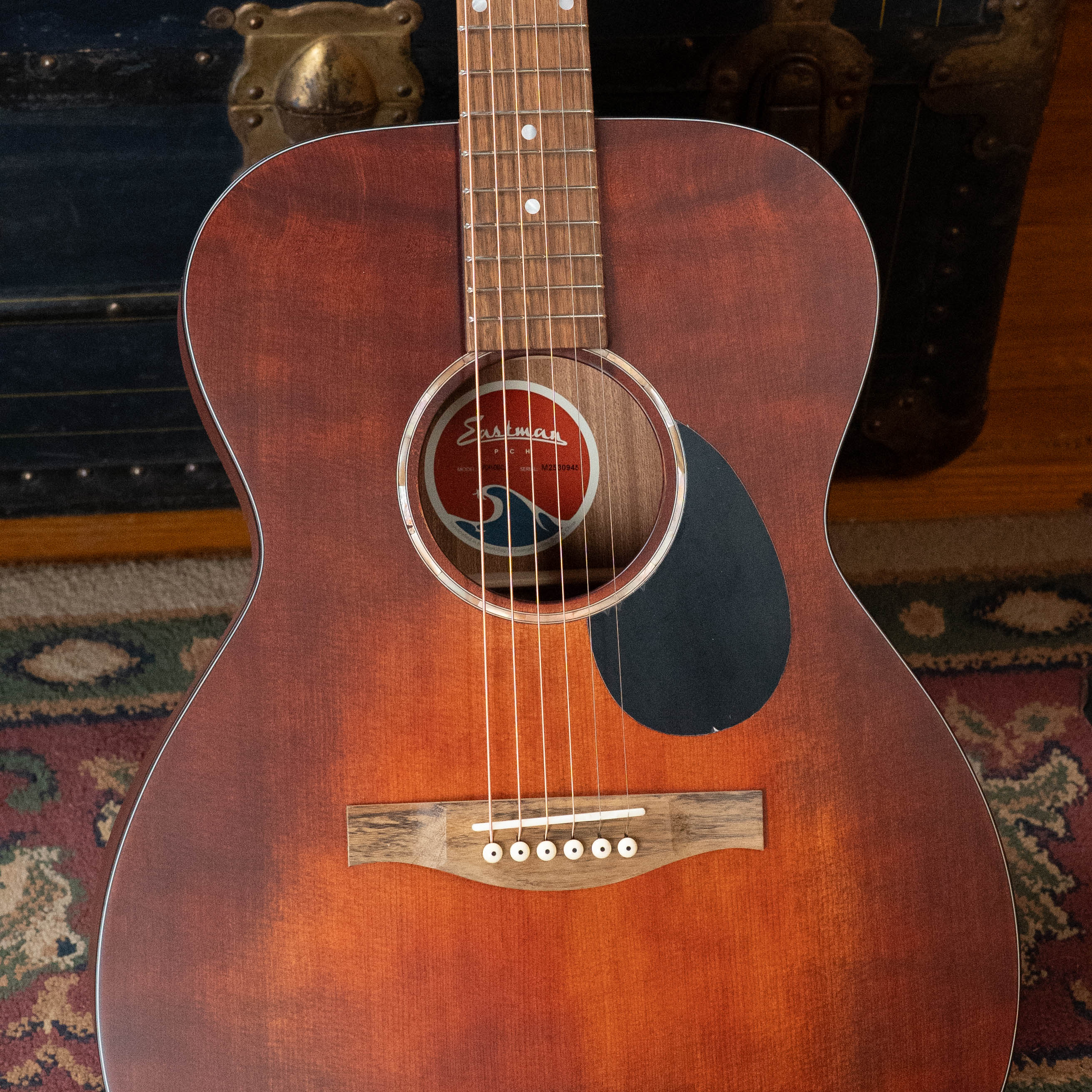 Eastman PCH1-OM-CLA Thermo-Cured Sitka/Laminated Sapele Classic Finish Orchestra Model Acoustic Guitar #0945