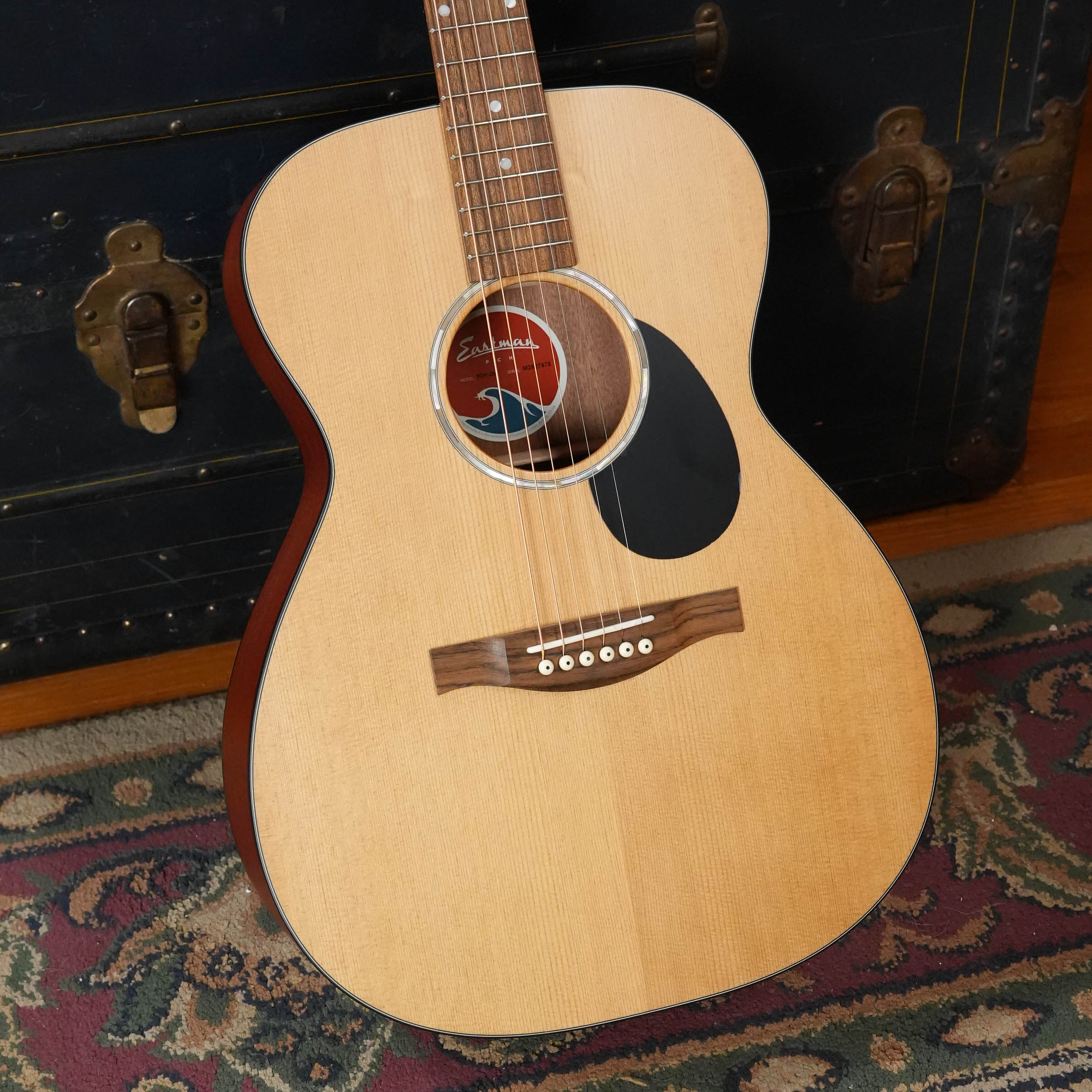 Eastman PCH1-OM Thermo-Cured Sitka/Laminated Sapele Orchestra Model Acoustic Guitar #7475