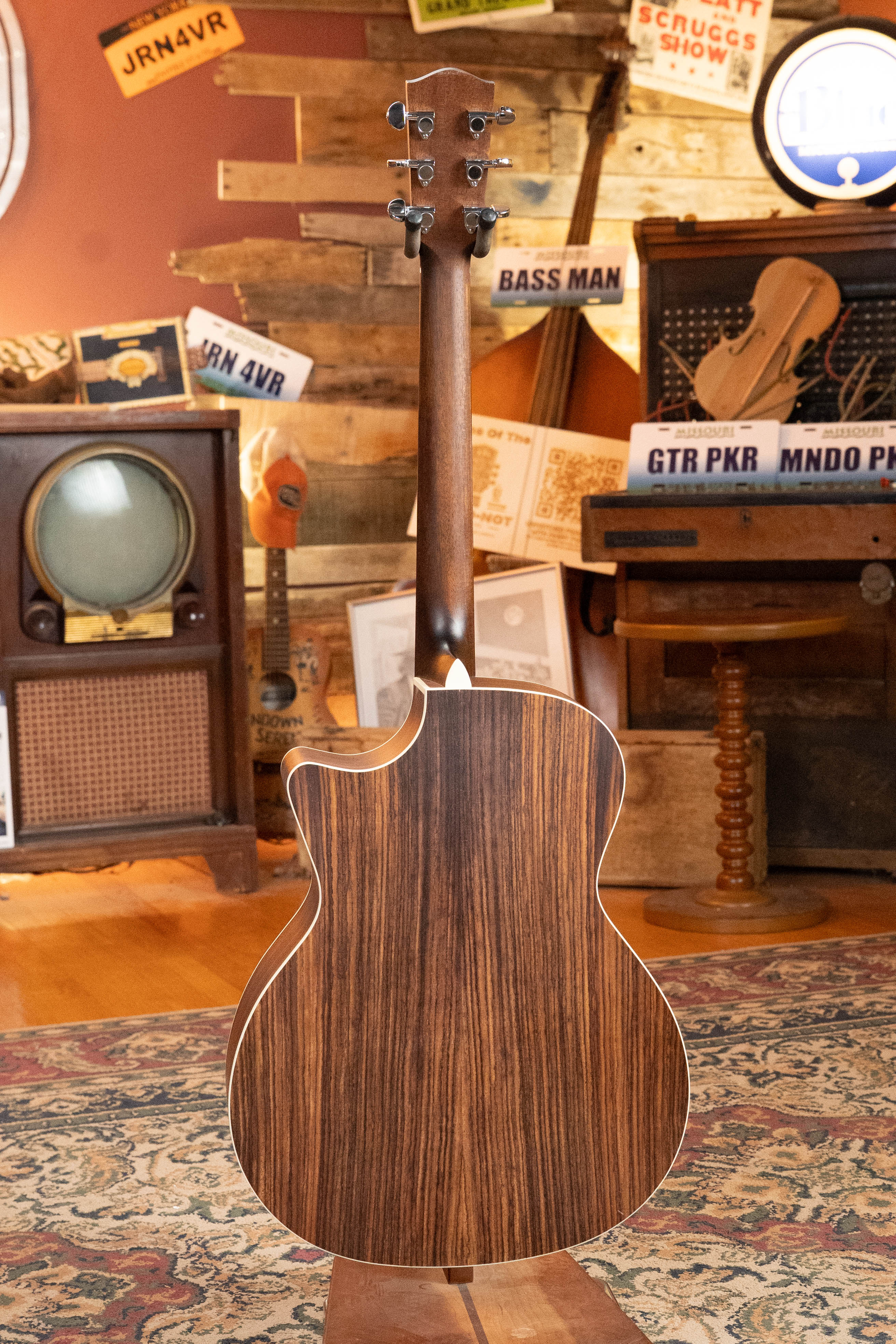 Eastman PCH2-GACE-BK Solid Thermo-Cured Sitka/Laminated Rosewood Grand Auditorium Cutaway Black Top Guitar w/Electronics #4550