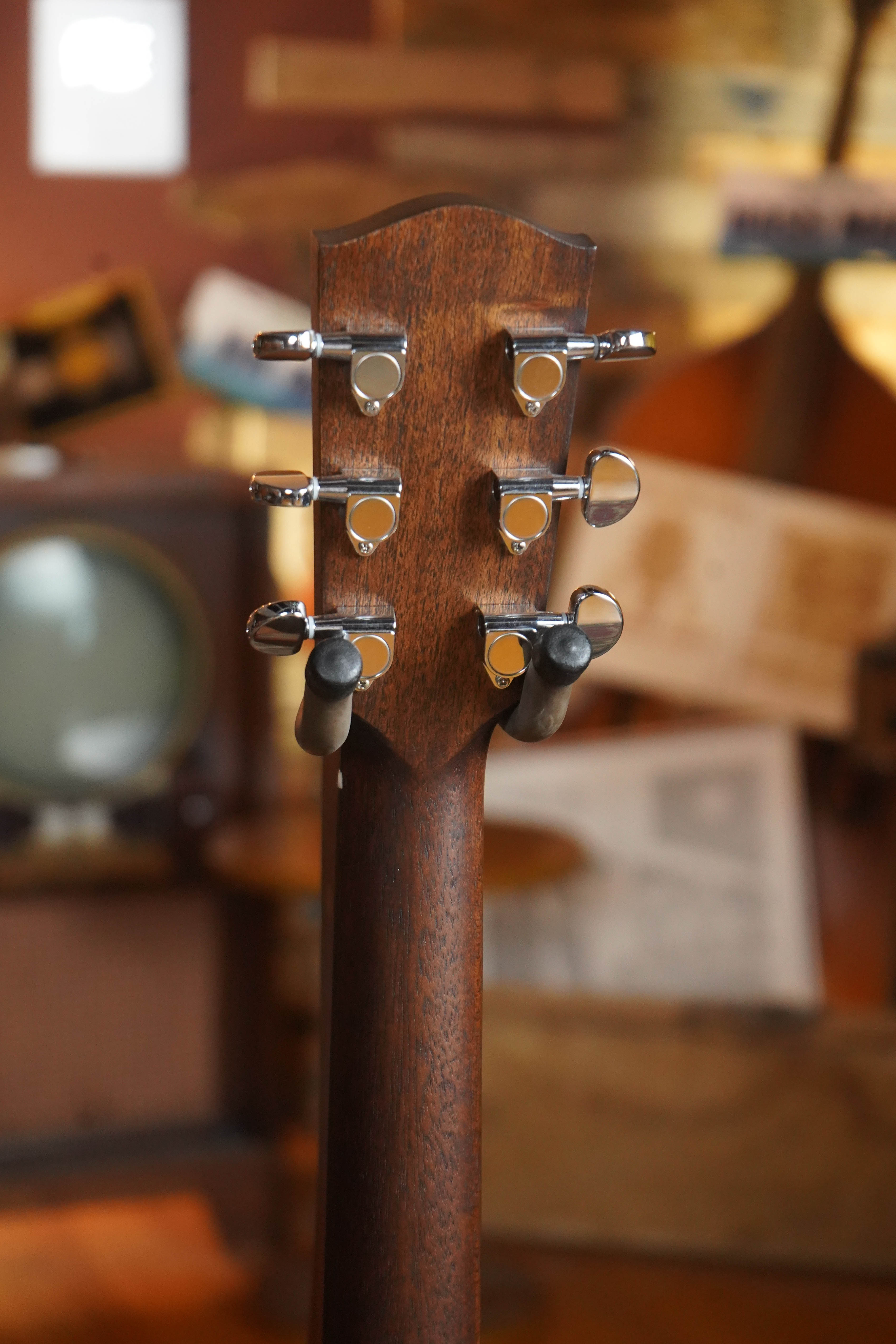 Eastman PCH2-GACE Grand Auditorium Cutaway Guitar w/Fishman Pickup #3661