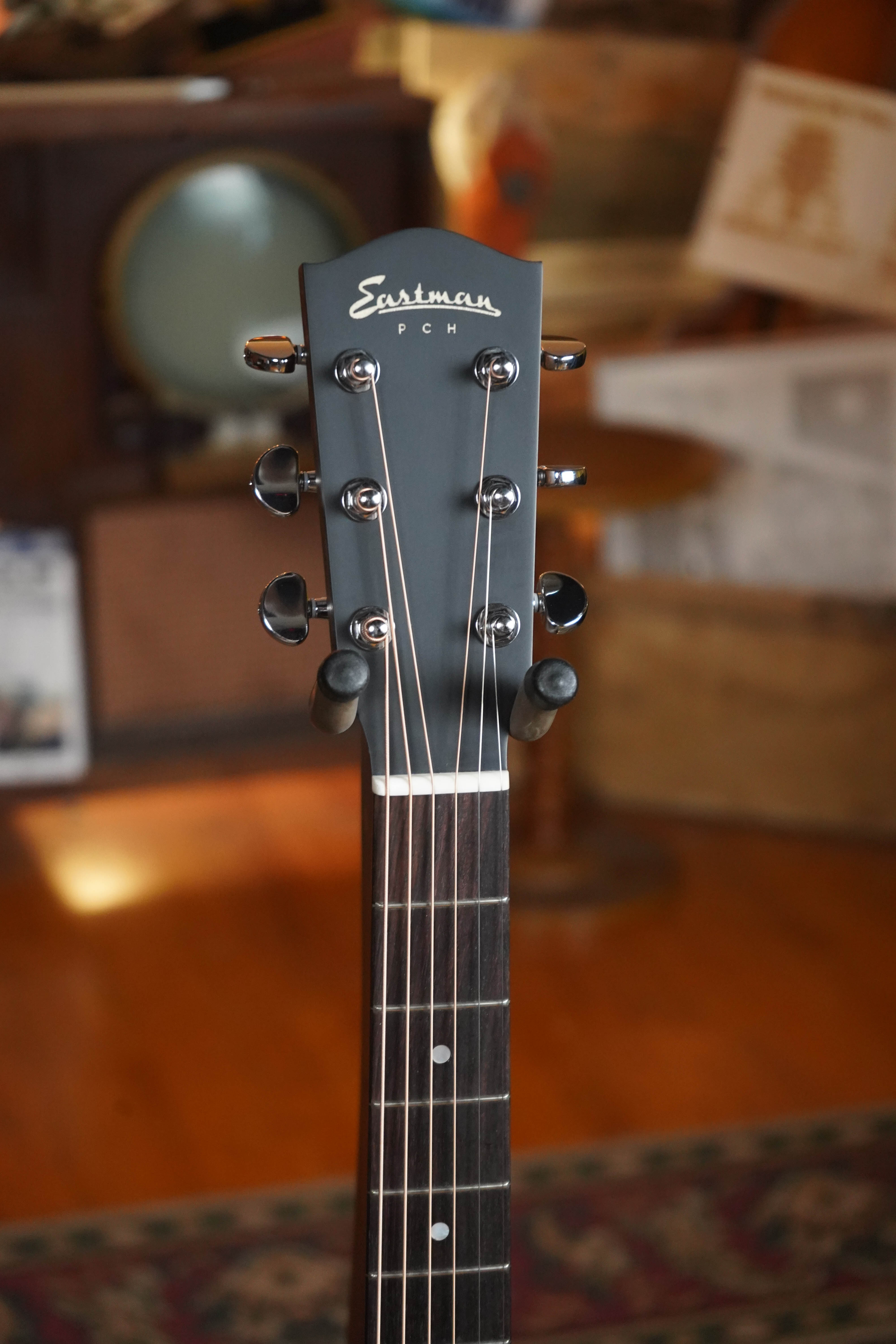Eastman PCH2-GACE Grand Auditorium Cutaway Guitar w/Fishman Pickup #3661