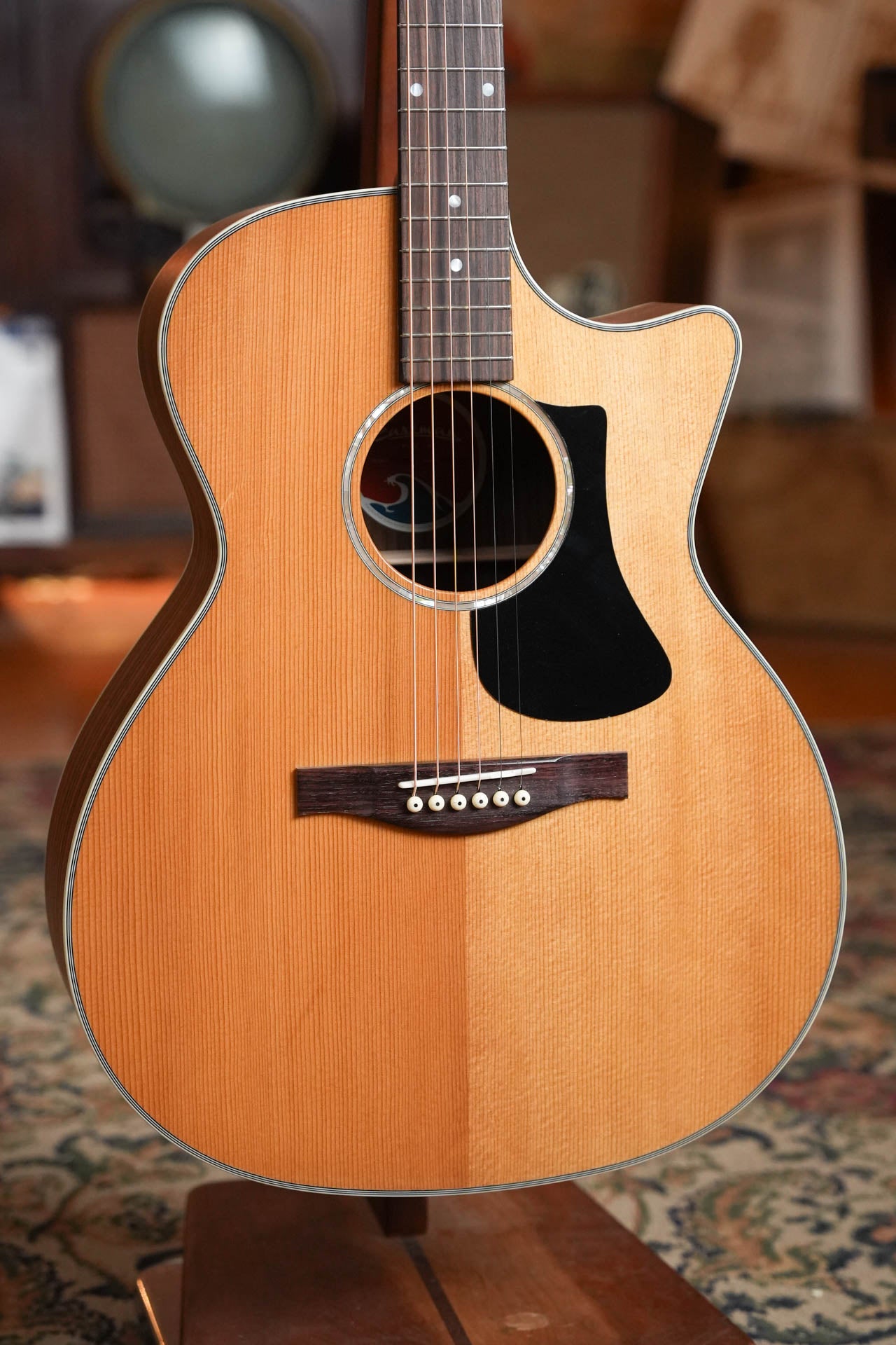 Eastman PCH2-GACE Grand Auditorium Guitar w/Pickup #9031