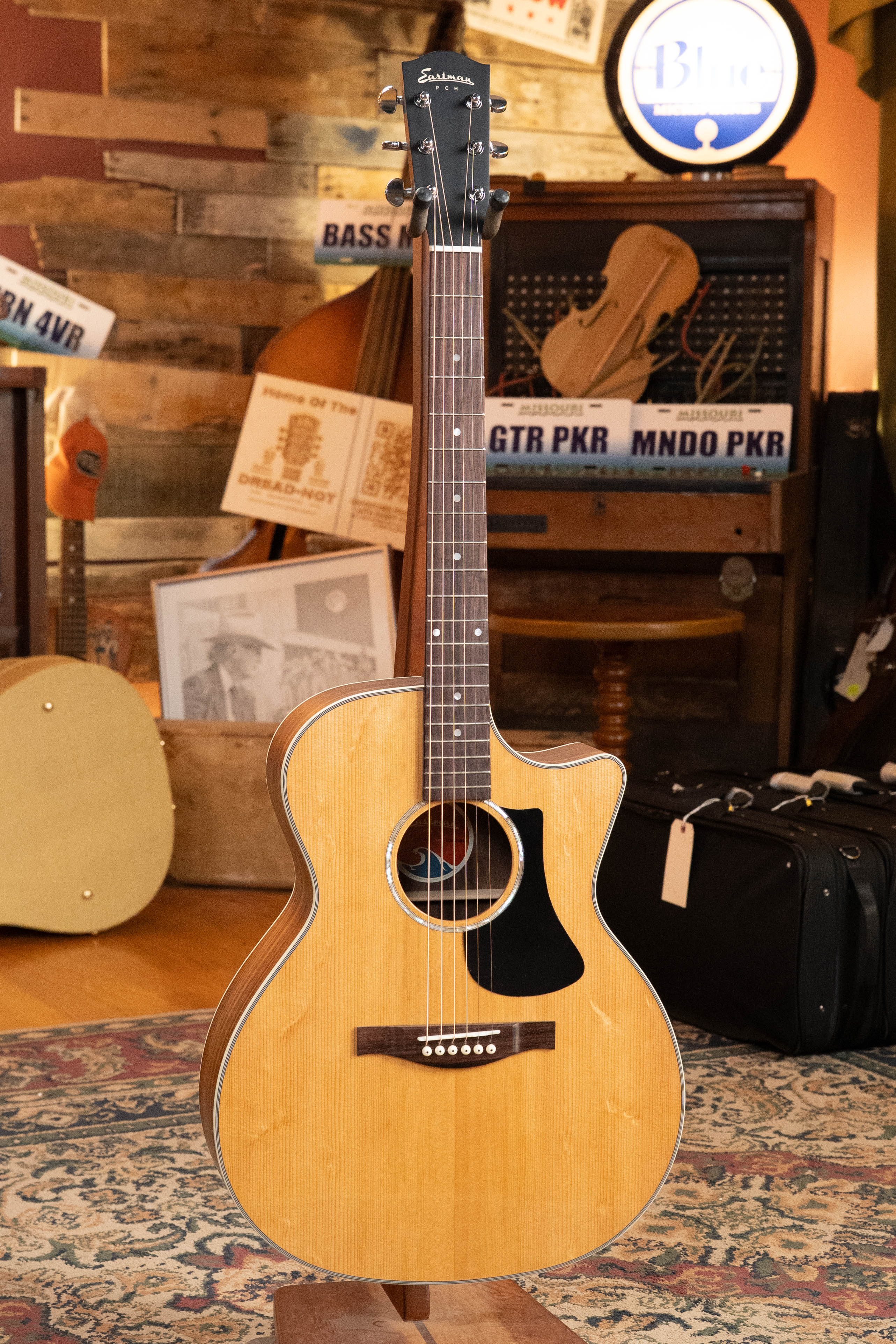 Eastman PCH2-GACE Solid Thermo-Cured Sitka/Laminated Rosewood Grand Auditorium Cutaway Guitar w/Fishman Pickup #5399