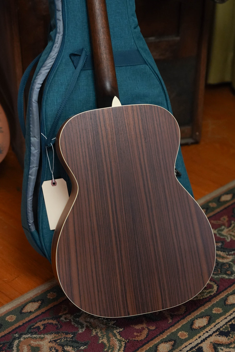 Eastman PCH2-OM-CLA Classic Finish Orchestra Model Acoustic Guitar #0482