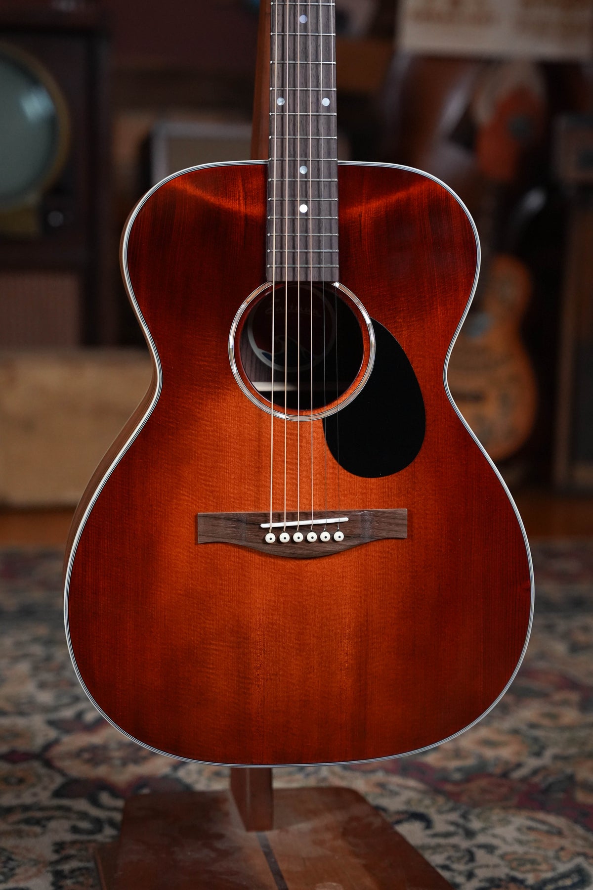 Eastman PCH2-OM-CLA Classic Finish Orchestra Model Acoustic Guitar #0482