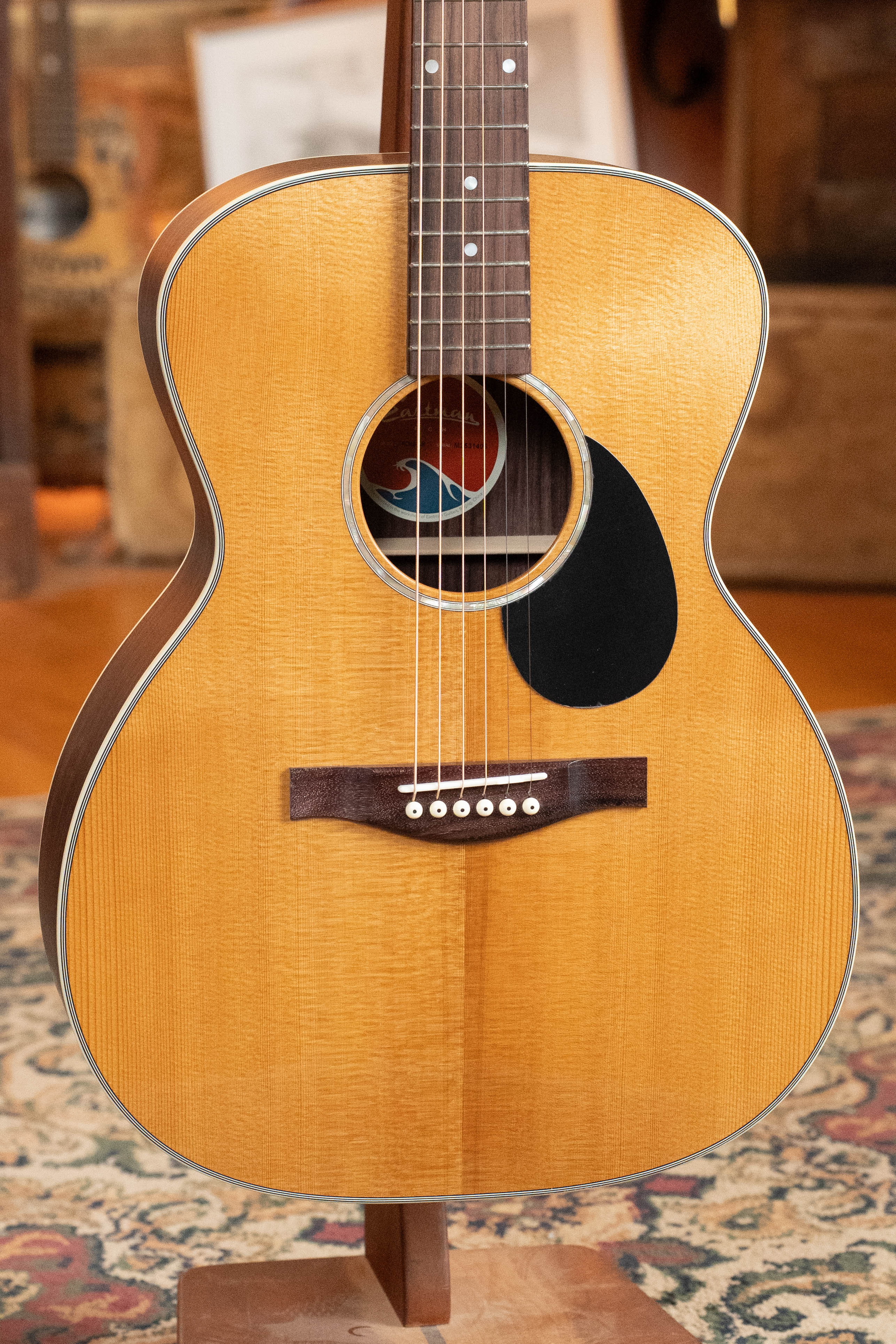 Eastman PCH2-OM Solid Sitka/Laminated Rosewood Orchestra Model Acoustic Guitar #1406