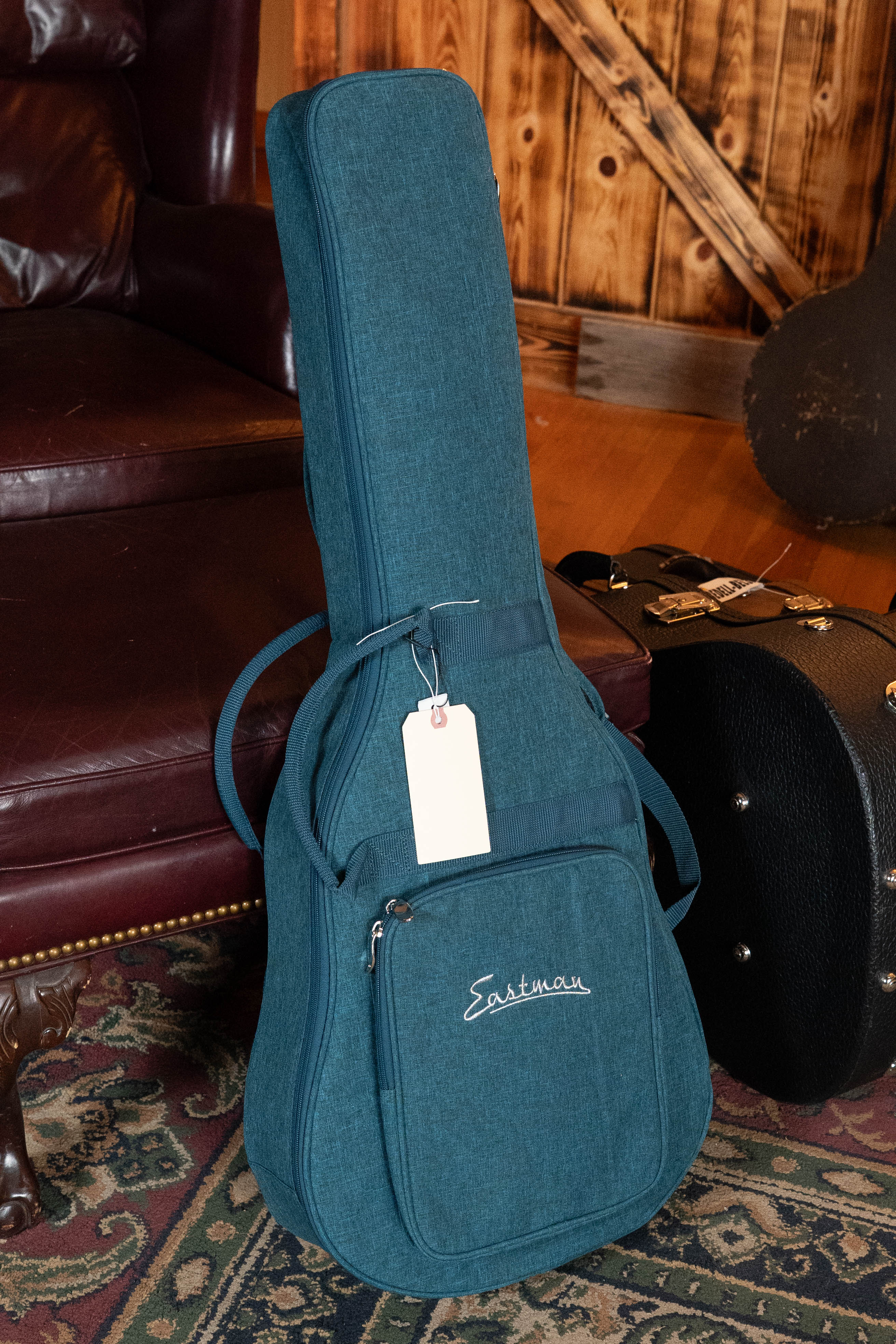 Eastman PCH2-TG Thermo-Cured Solid Sitka/Laminated Rosewood Travel Acoustic Guitar #5365