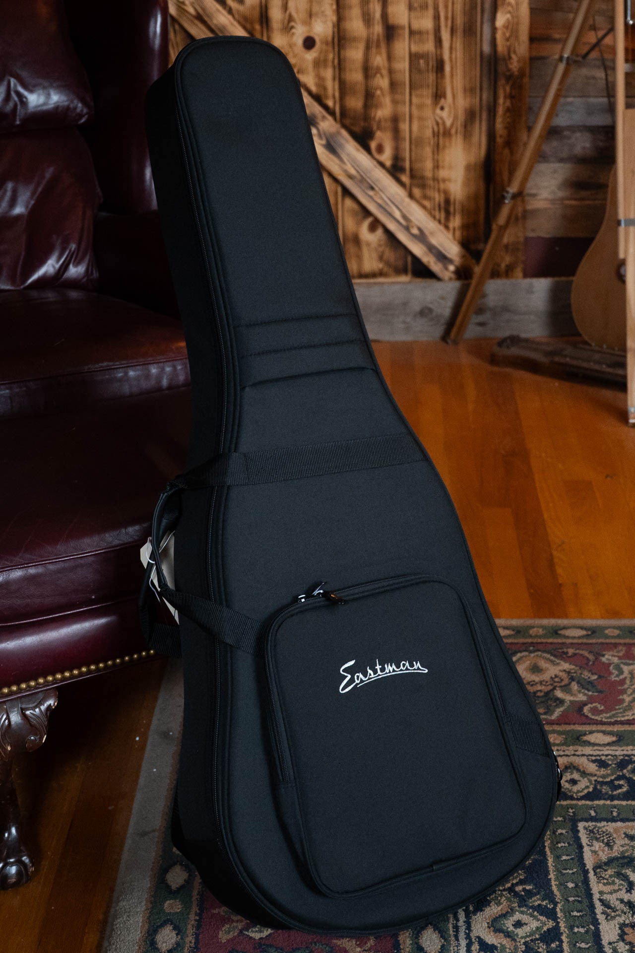 Eastman AC122-1CE Sitka/Sapele Cutaway Grand Auditorium Guitar w/Fishman Pickup #0998