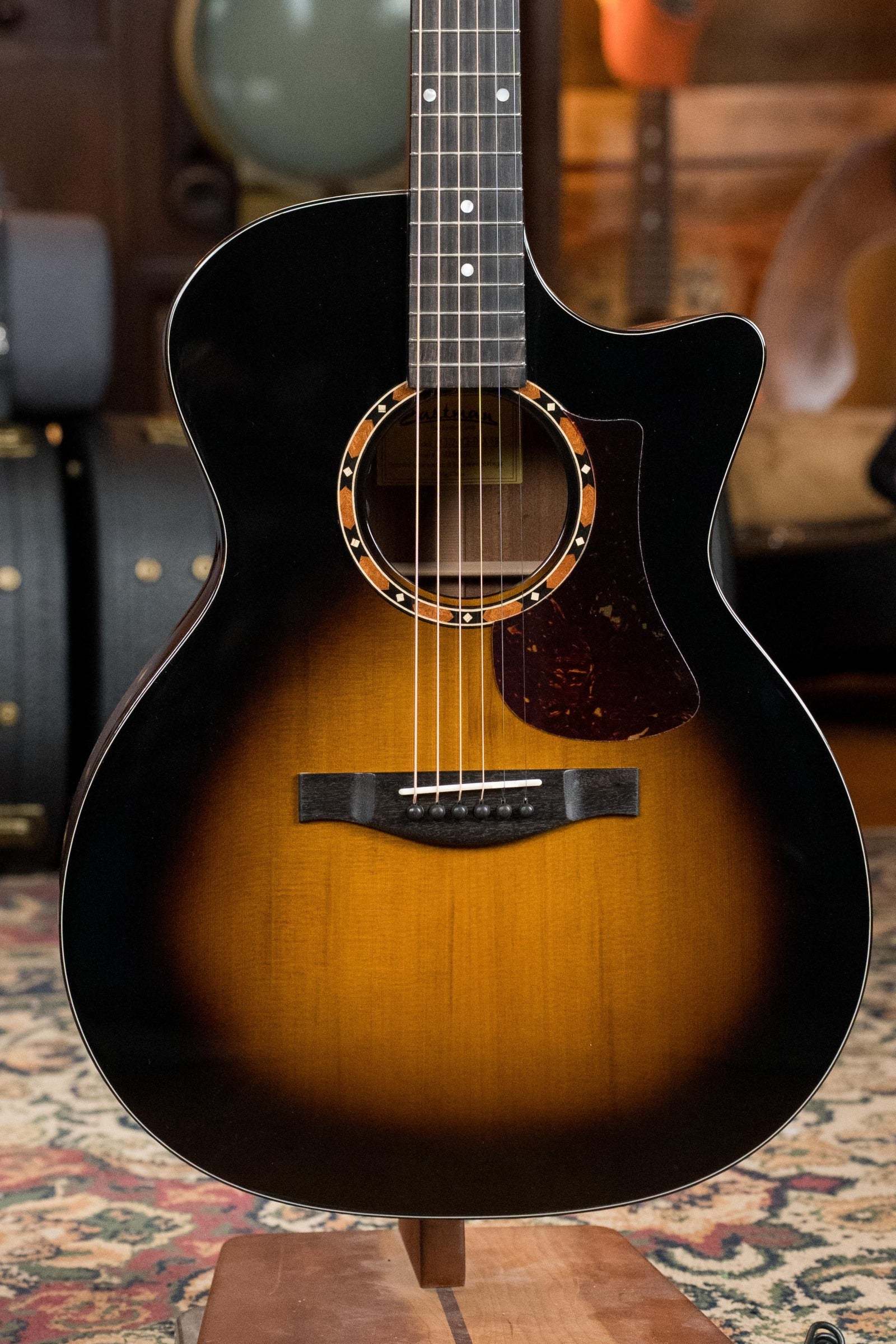 Eastman AC122-2CE-DLX-SB Cedar/Sapele Sunburst Cutaway Grand Auditorium Guitar w/Fishman Pickup #6711