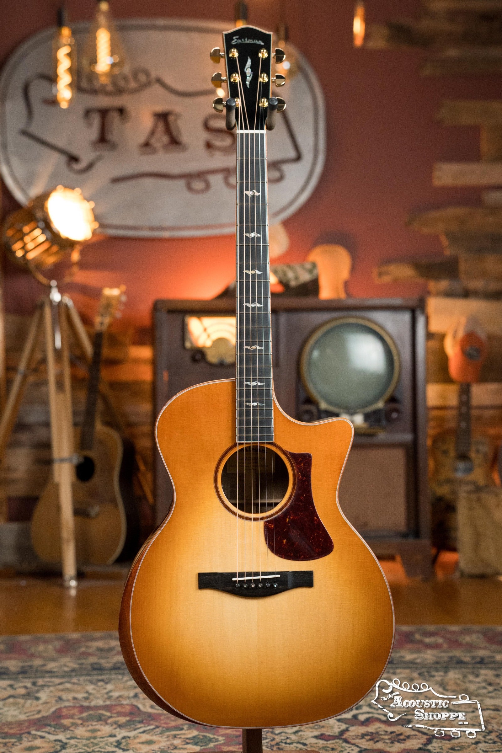 Eastman AC522CE-GB European Spruce/Mahogany Goldburst Acoustic Guitar  w/ LR Baggs Pickup #6830