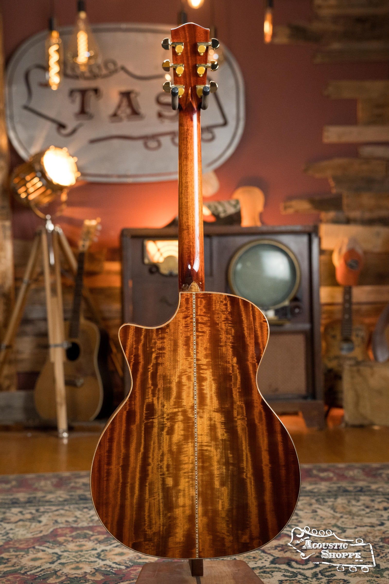 Eastman AC522CE-GB European Spruce/Mahogany Goldburst Acoustic Guitar  w/ LR Baggs Pickup #6830