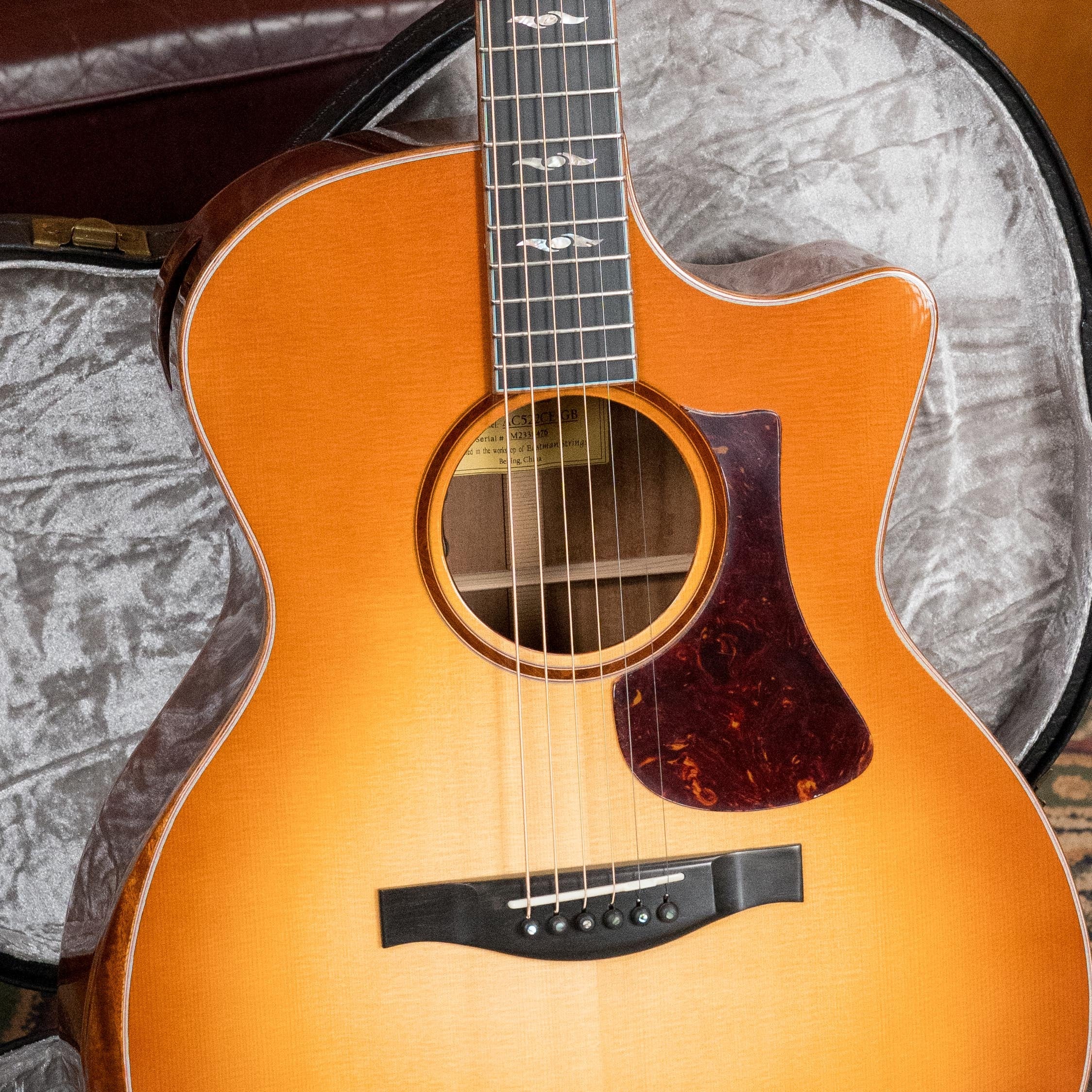 Eastman AC522CE-GB European Spruce/Mahogany Goldburst Grand Auditorium Guitar w/LR Baggs Pickup #8476