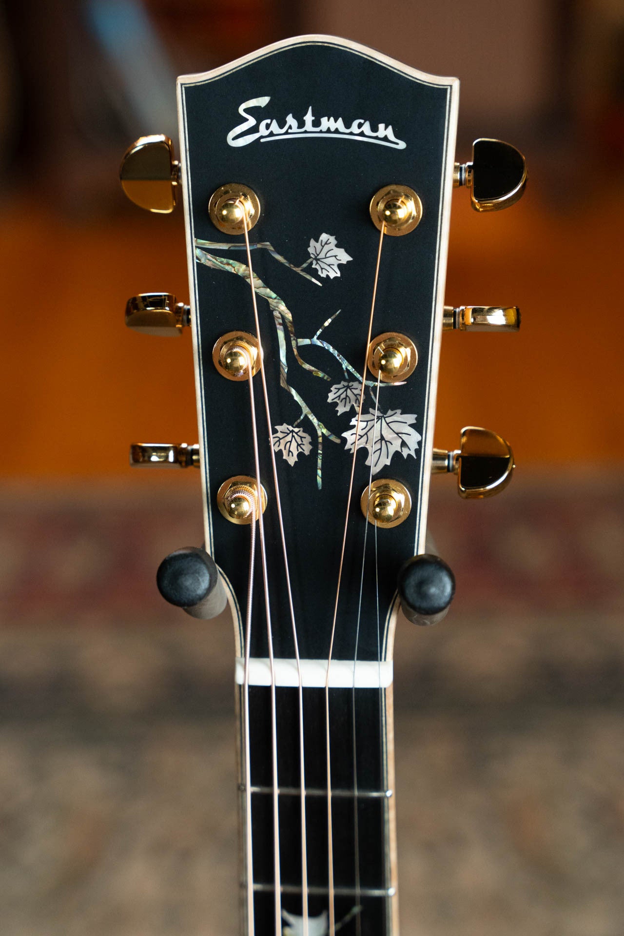 Eastman AC622CE-SB European Spruce/Flamed Maple Sunburst Guitar w/Soundport, Chamfered Edge, and LR Baggs Pickup #8242
