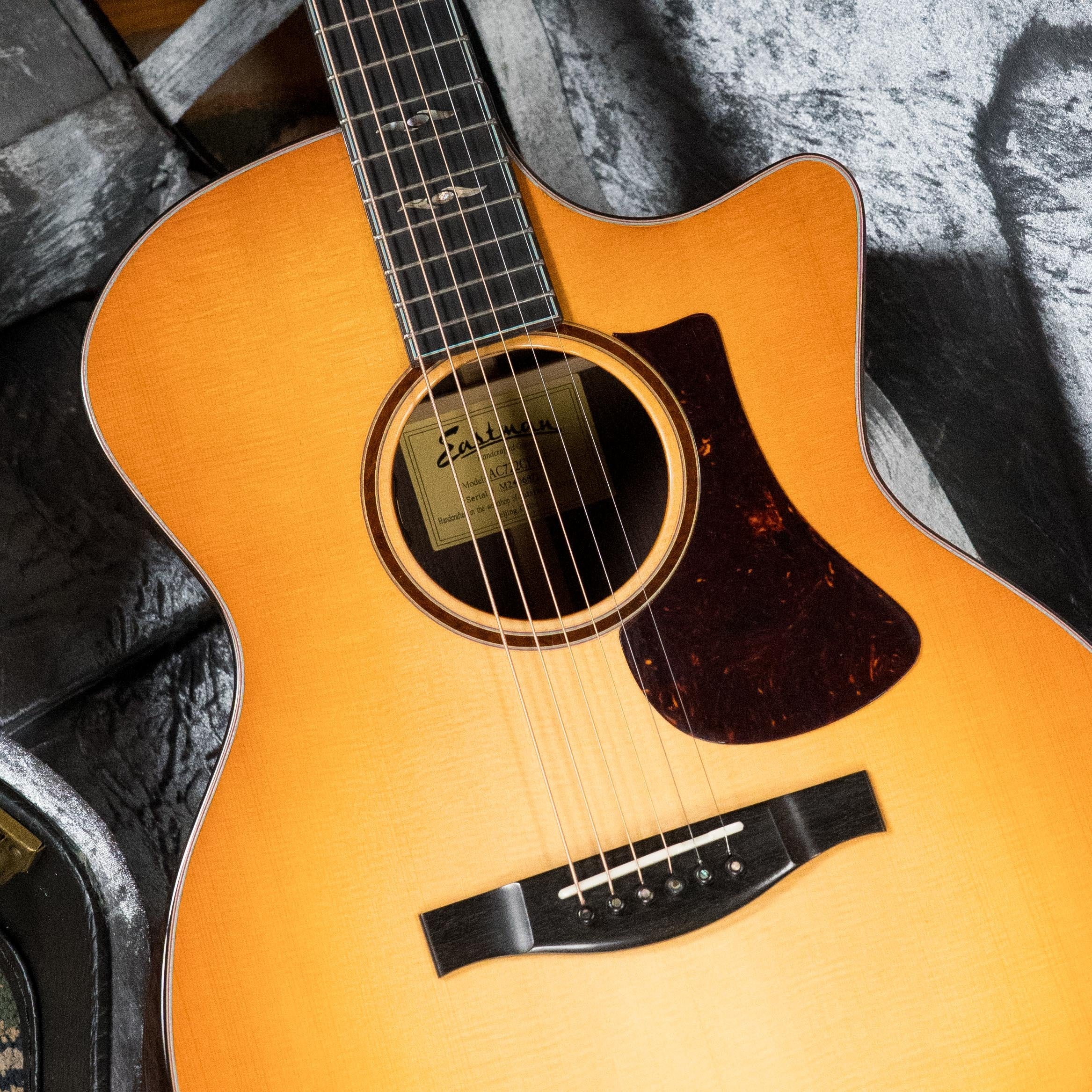 Eastman AC722CE-DF European Spruce/Rosewood Dakota Fade Finish Grand Auditorium  w/ LR Baggs Pickup #6872