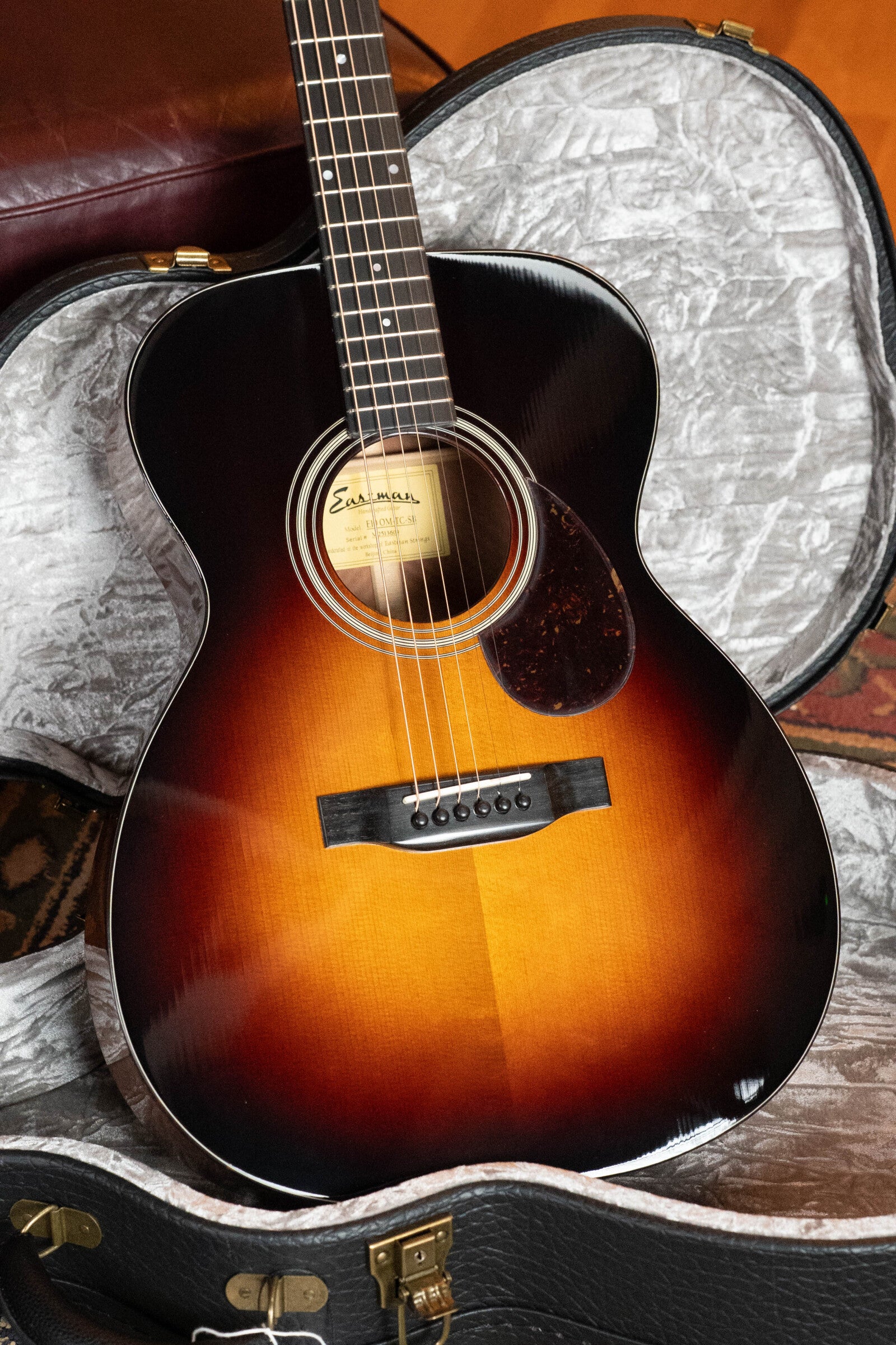 Eastman E10OM-TC-SB Thermo-Cured Adirondack/Mahogany Sunburst Orchestra Model Acoustic Guitar #3609