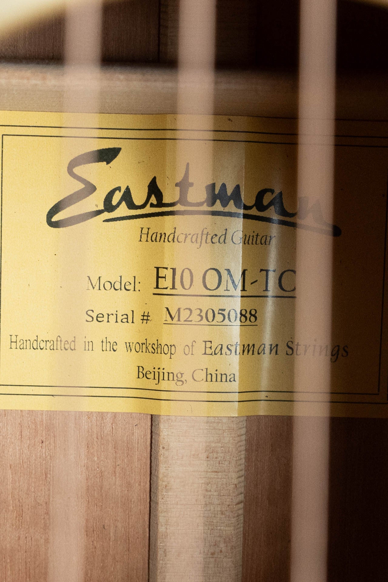 Eastman E10OM-TC Thermo-Cured Adirondack/Mahogany Orchestra Model Acoustic Guitar #5088