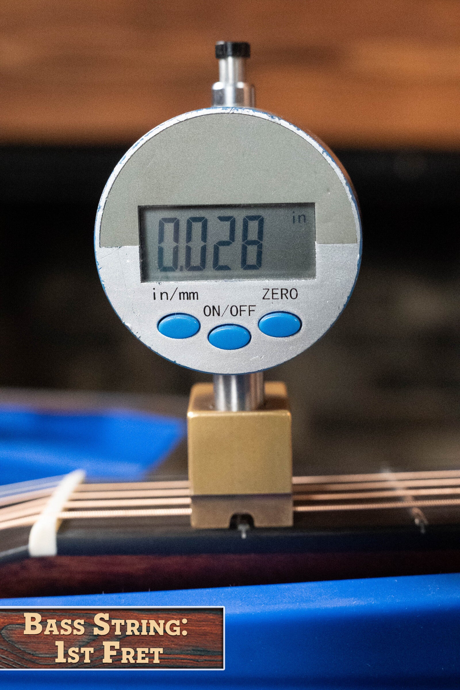 Eastman E10OOSS-TC Thermo-Cured Adirondack/Mahogany OO Slope Shoulder Sunburst Acoustic Guitar #7001