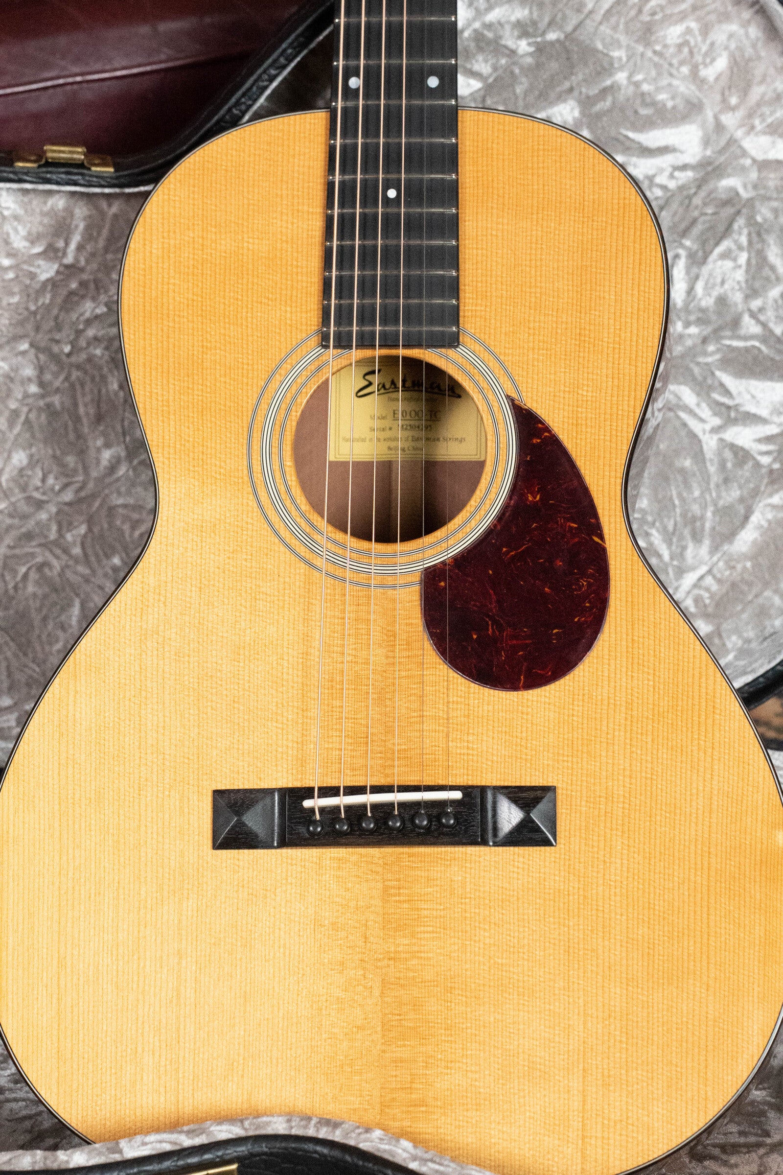 Eastman E10OO-TC Thermo-Cure Adirondack/Mahogany Acoustic Guitar #4295