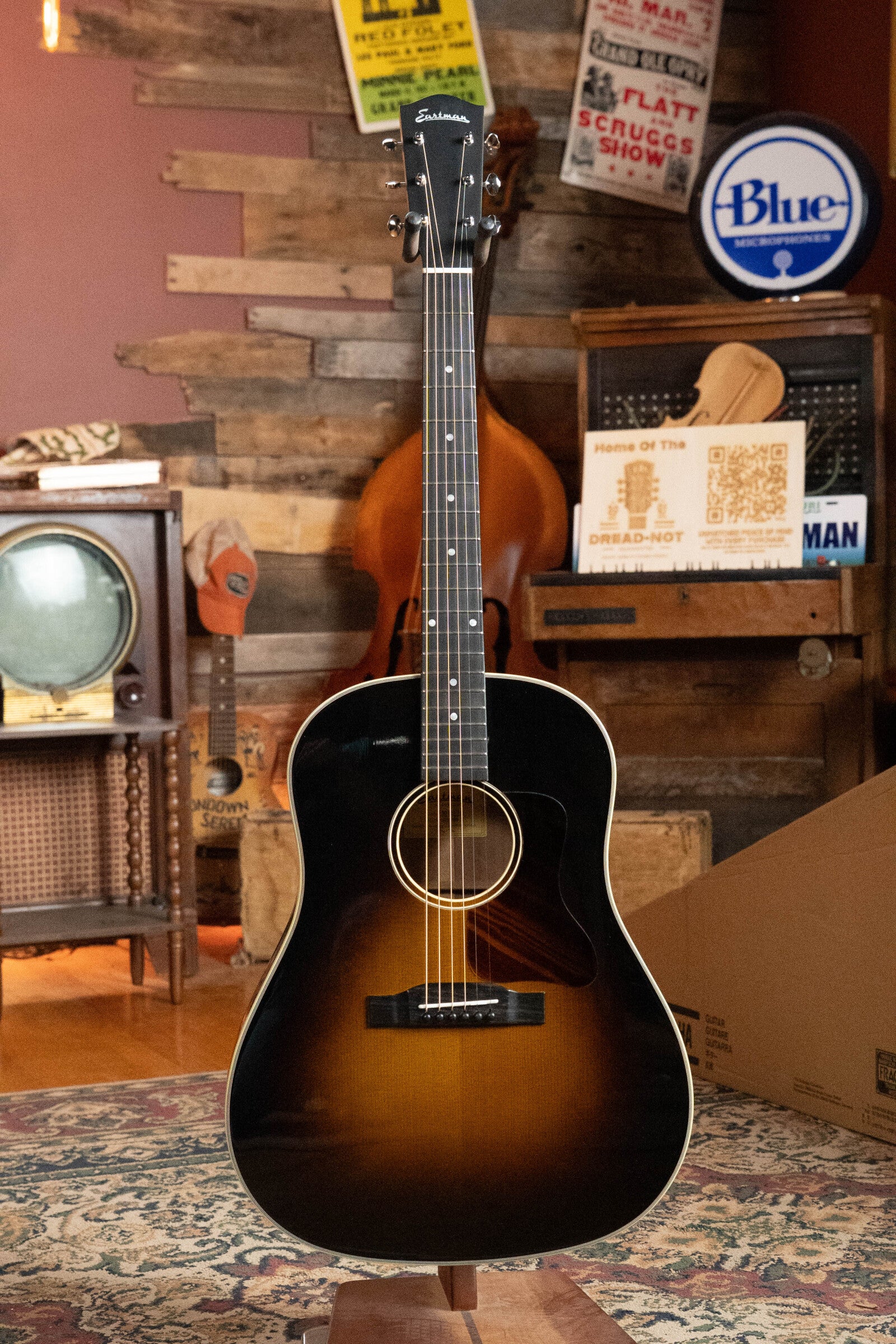 Eastman E10SS-TC Thermo-Cured Adirondack/Mahogany Sunburst Slope Shoulder Dreadnought Acoustic Guitar #3689