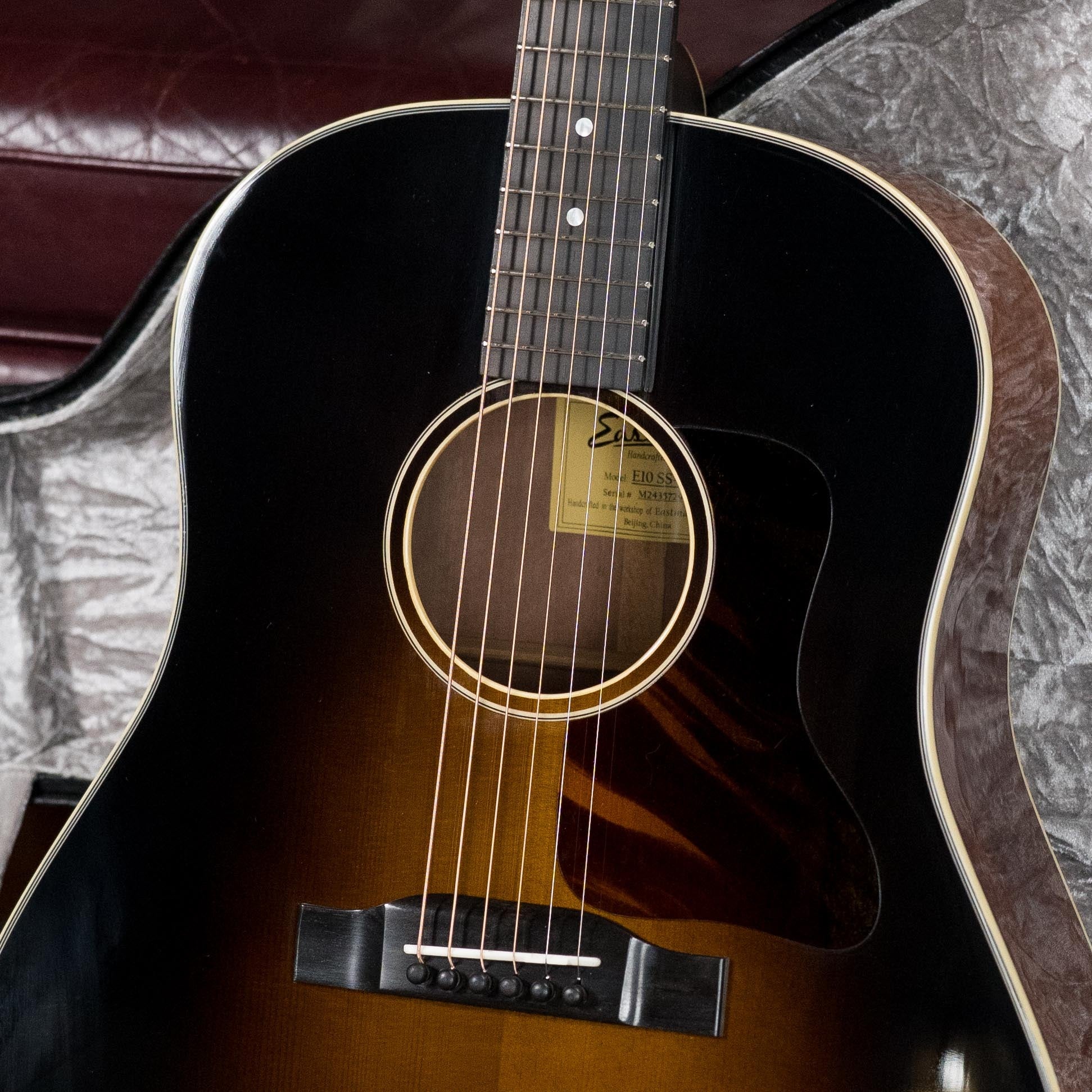Eastman E10SS-TC Thermo-Cured Adirondack/Mahogany Sunburst Slope Shoulder Dreadnought Acoustic Guitar #5729