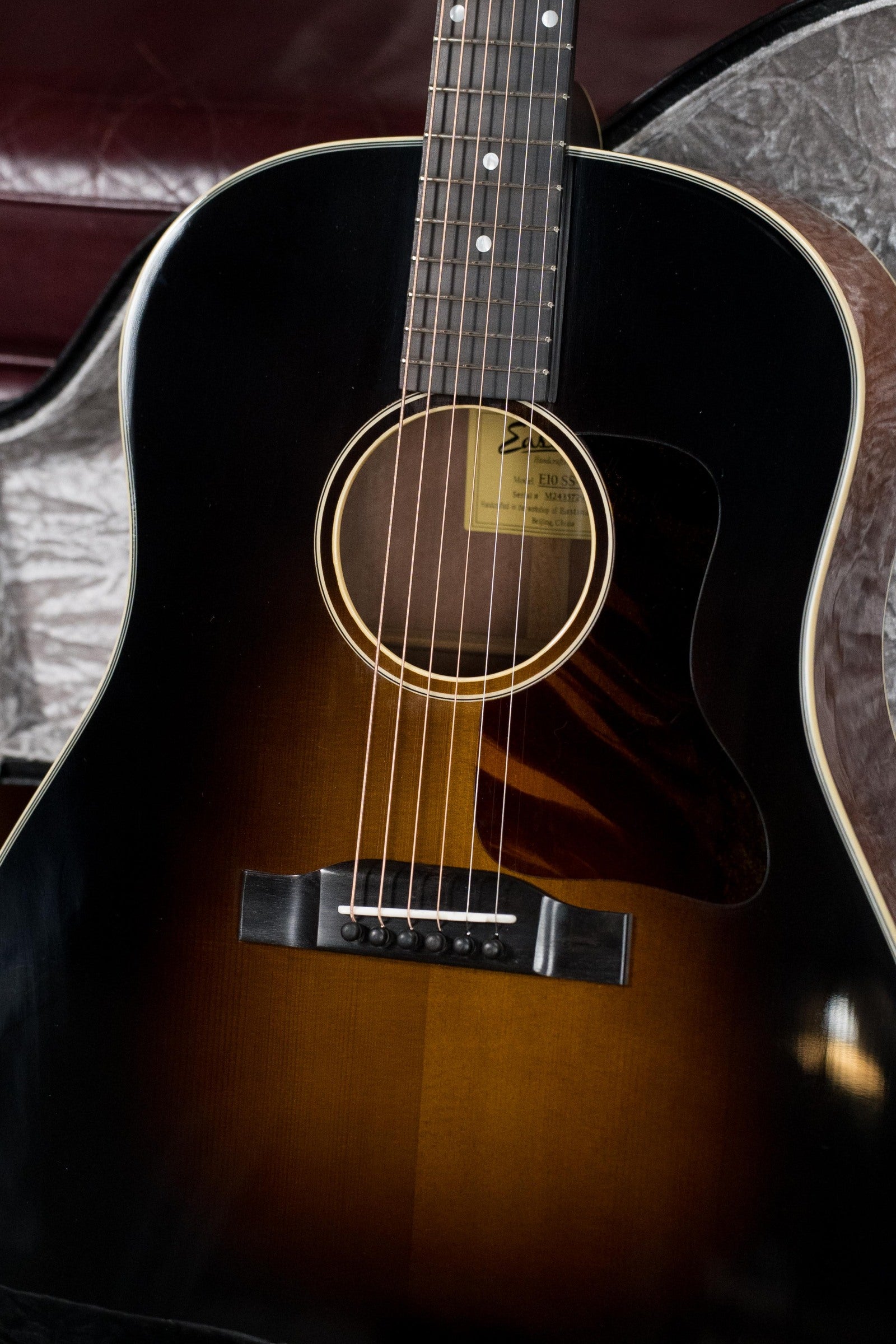 Eastman E10SS-TC Thermo-Cured Adirondack/Mahogany Sunburst Slope Shoulder Dreadnought Acoustic Guitar #5729