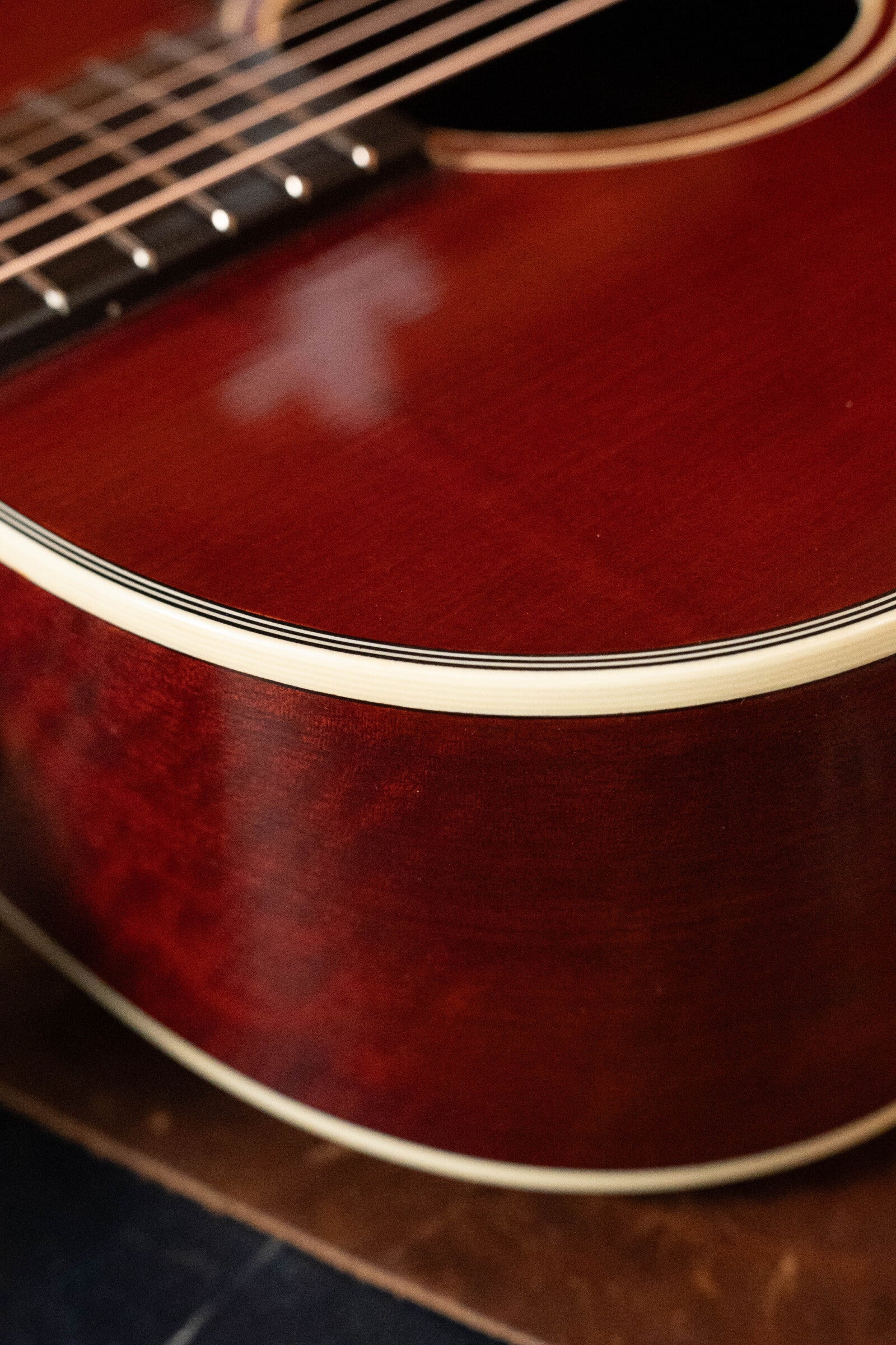 Eastman E10SS/V Adirondack/Mahogany Antique Classic Finish Slope Shoulder Dreadnought Acoustic Guitar #1243