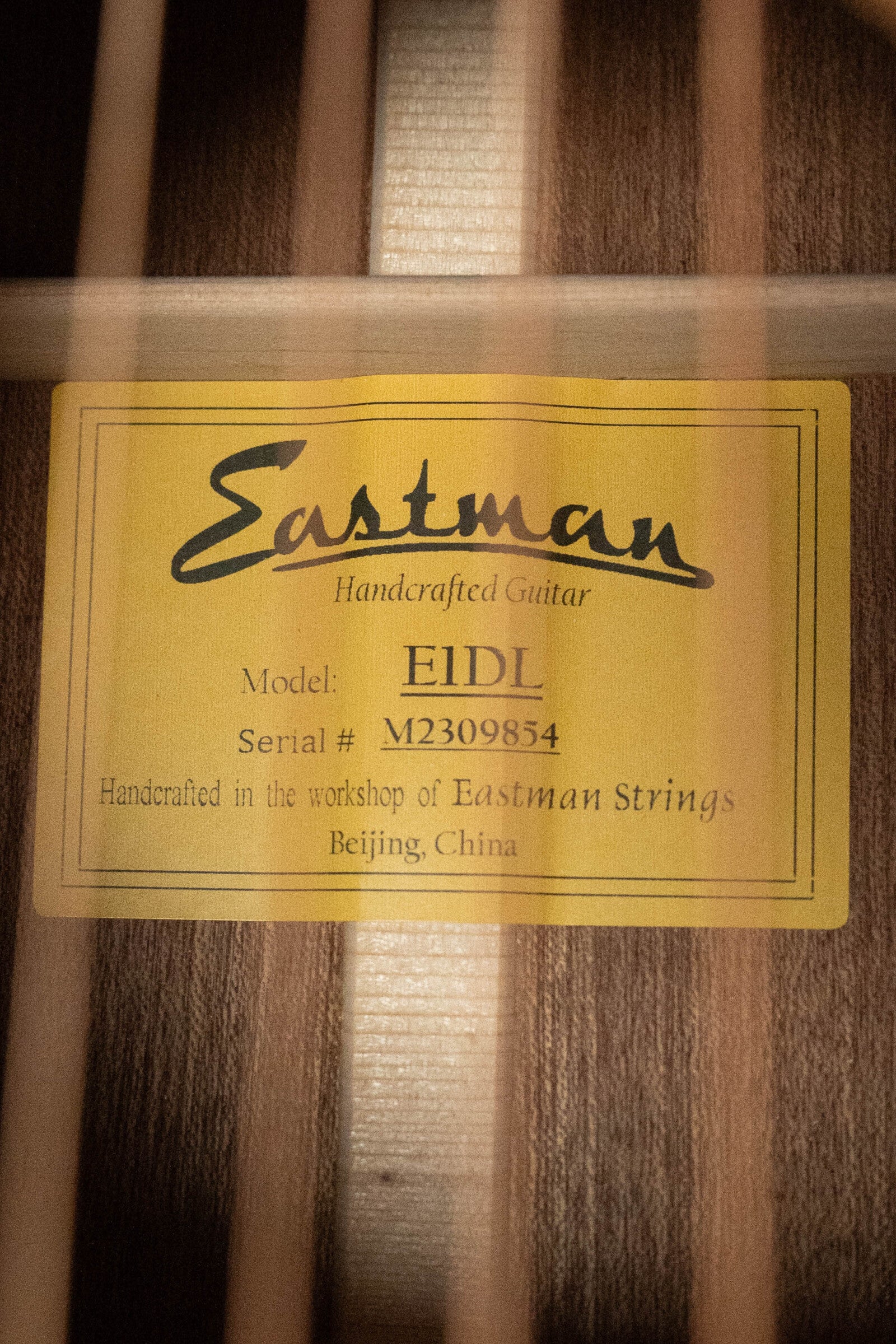Eastman E1DL Sitka/Sapele Left-Handed Dreadnought Acoustic Guitar #9854
