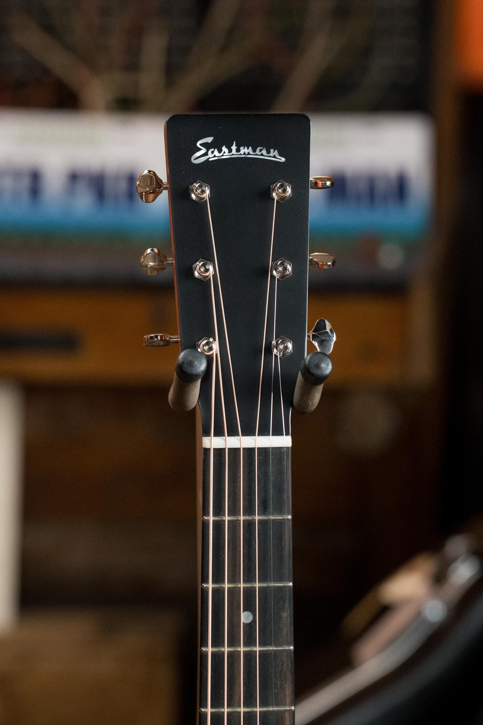 Eastman E1OMCE-DLX Sitka/Sapele Orchestra Model Guitar w/ Fishman Pickup #6085