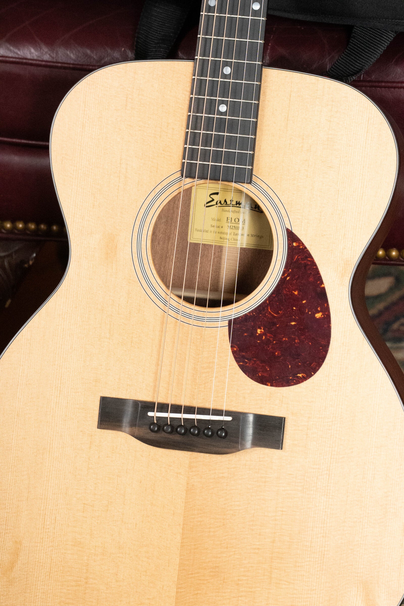 Eastman E1OM All Solid Sitka/Sapele Acoustic Guitar #1133