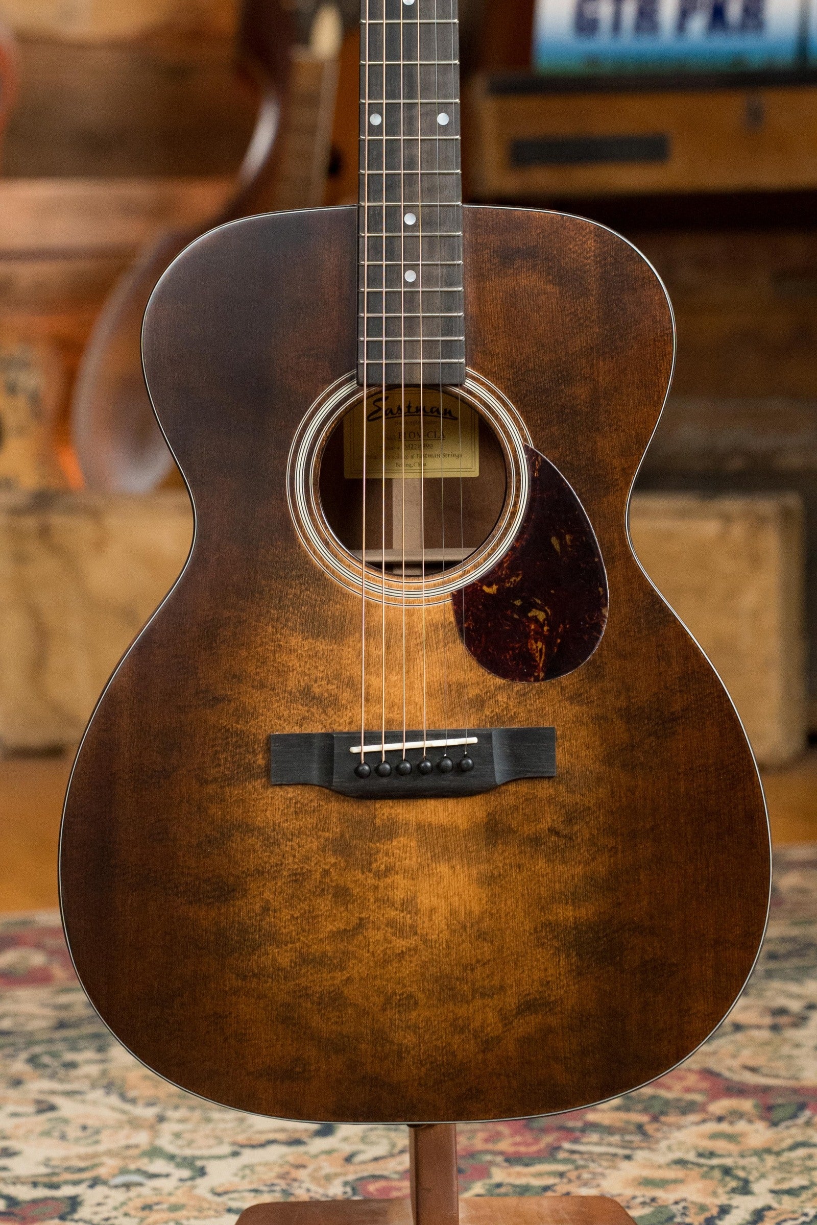 Eastman E1OM-CLA All Solid Sitka/Sapele Classic Finish Acoustic Guitar #6990