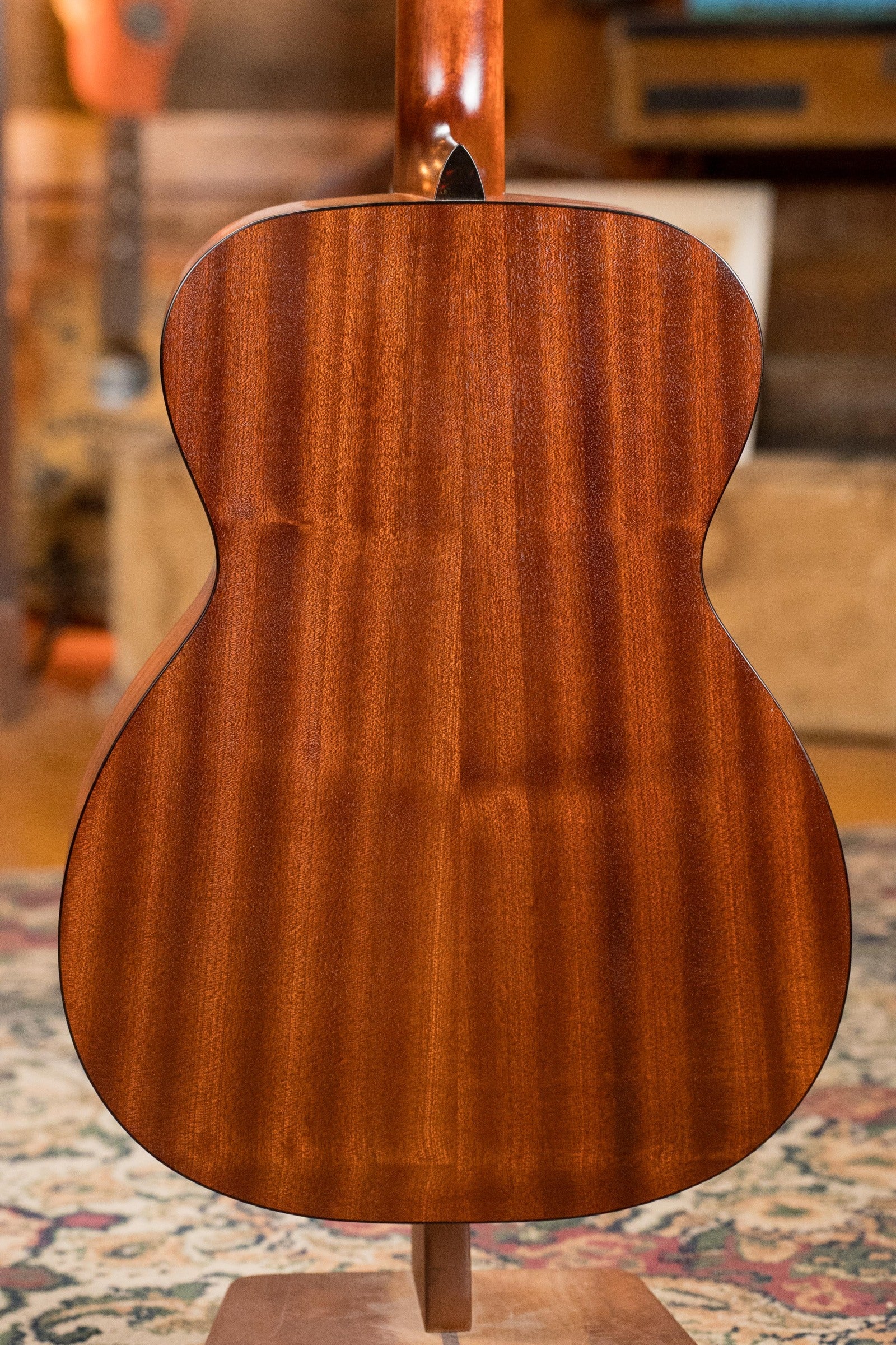 Eastman E1OM-CLA All Solid Sitka/Sapele Classic Finish Acoustic Guitar #9225