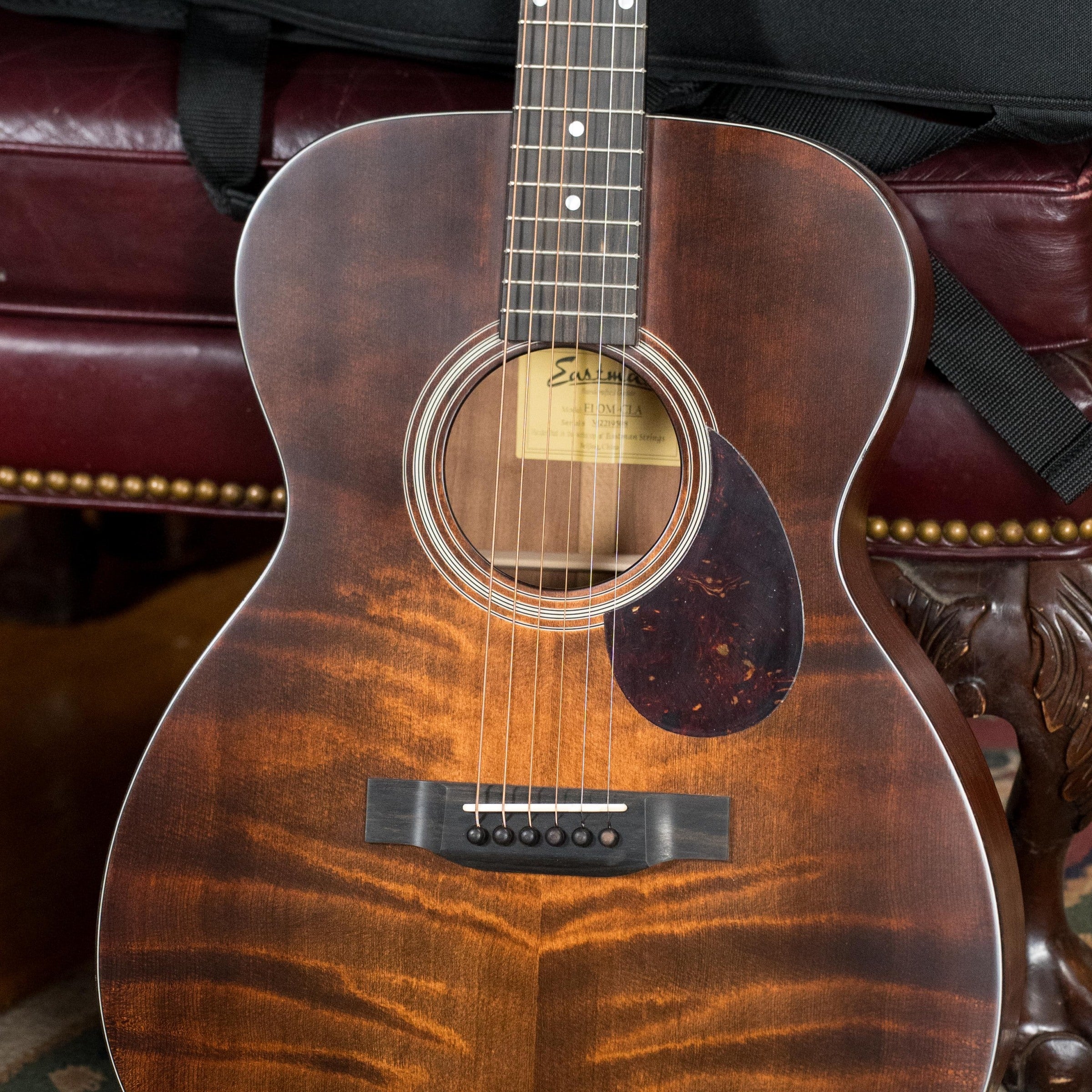 Eastman E1OM-CLA All Solid Sitka/Sapele Classic Finish Acoustic Guitar #9508